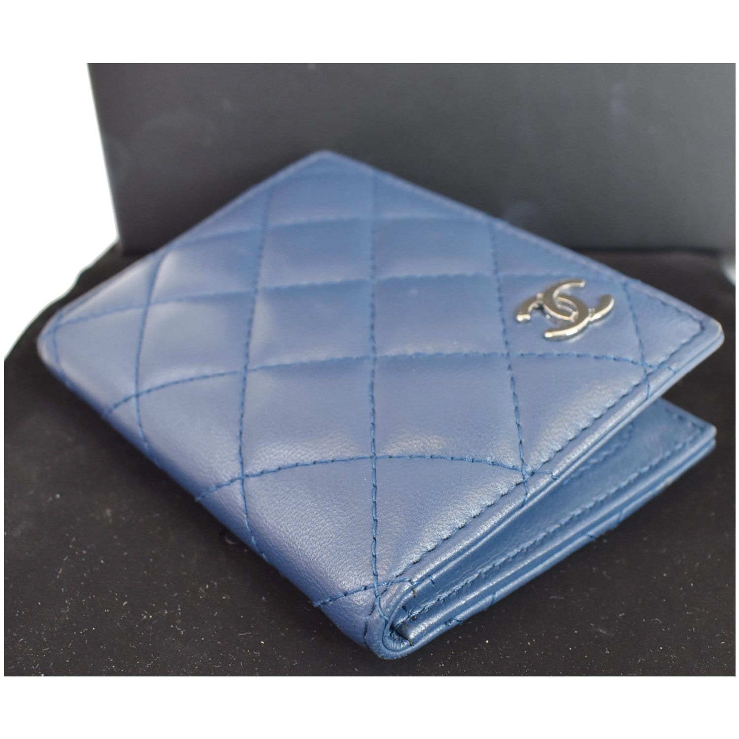 Card holder - Lambskin, blue — Fashion