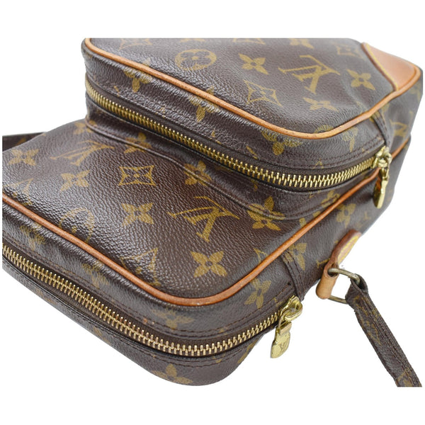 Louis Vuitton Amazone Monogram Canvas Shoulder Bag top look