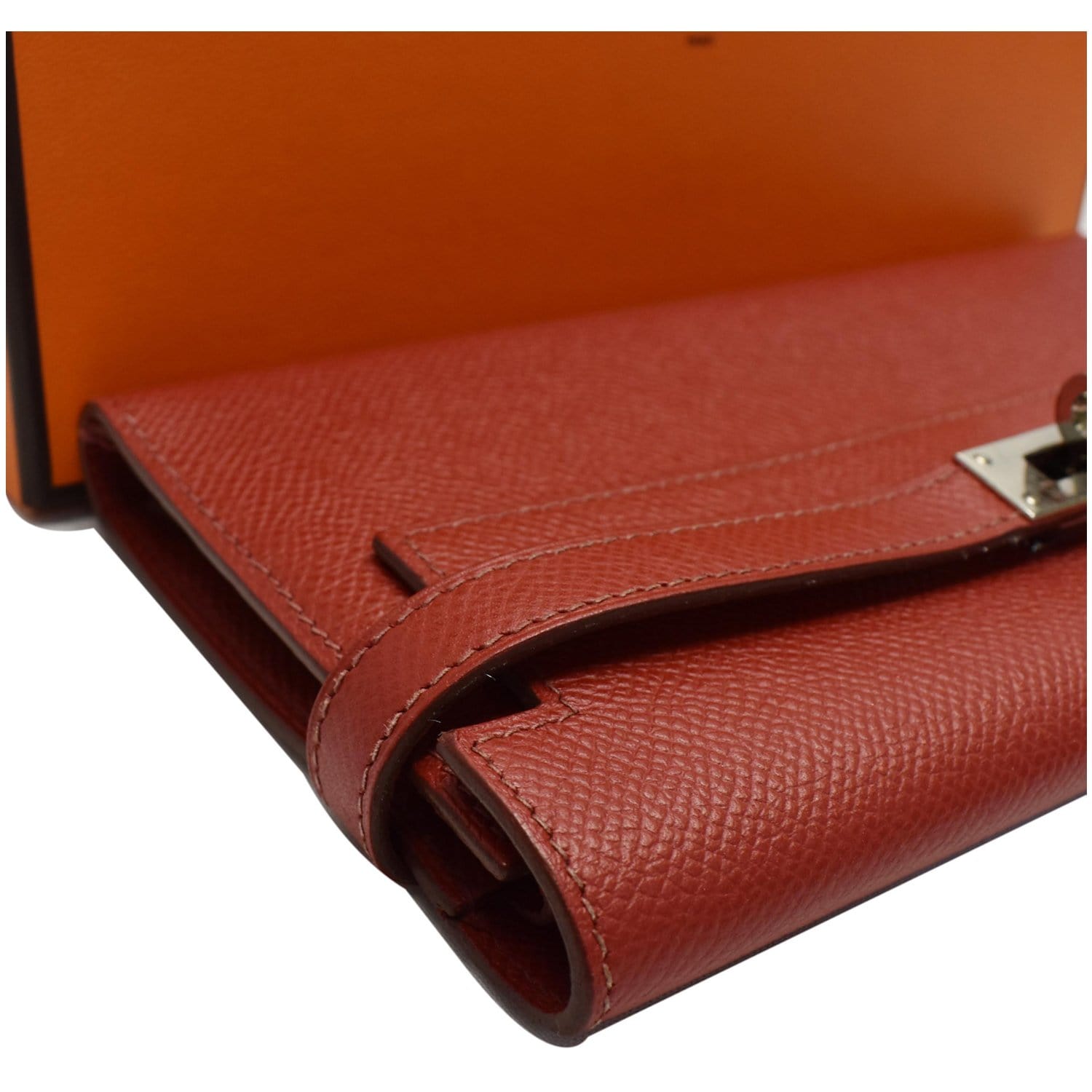 Kelly dépêches leather handbag Hermès Red in Leather - 34118072