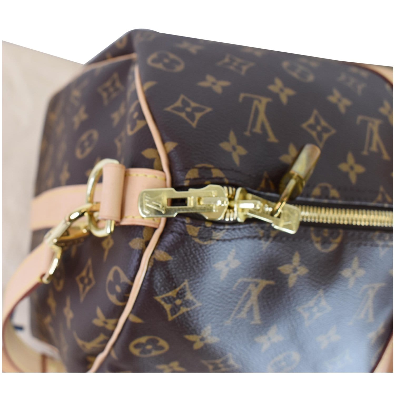  Louis Vuitton, Pre-Loved Monogram Canvas Keepall Bandouliere  50, Brown : Clothing, Shoes & Jewelry