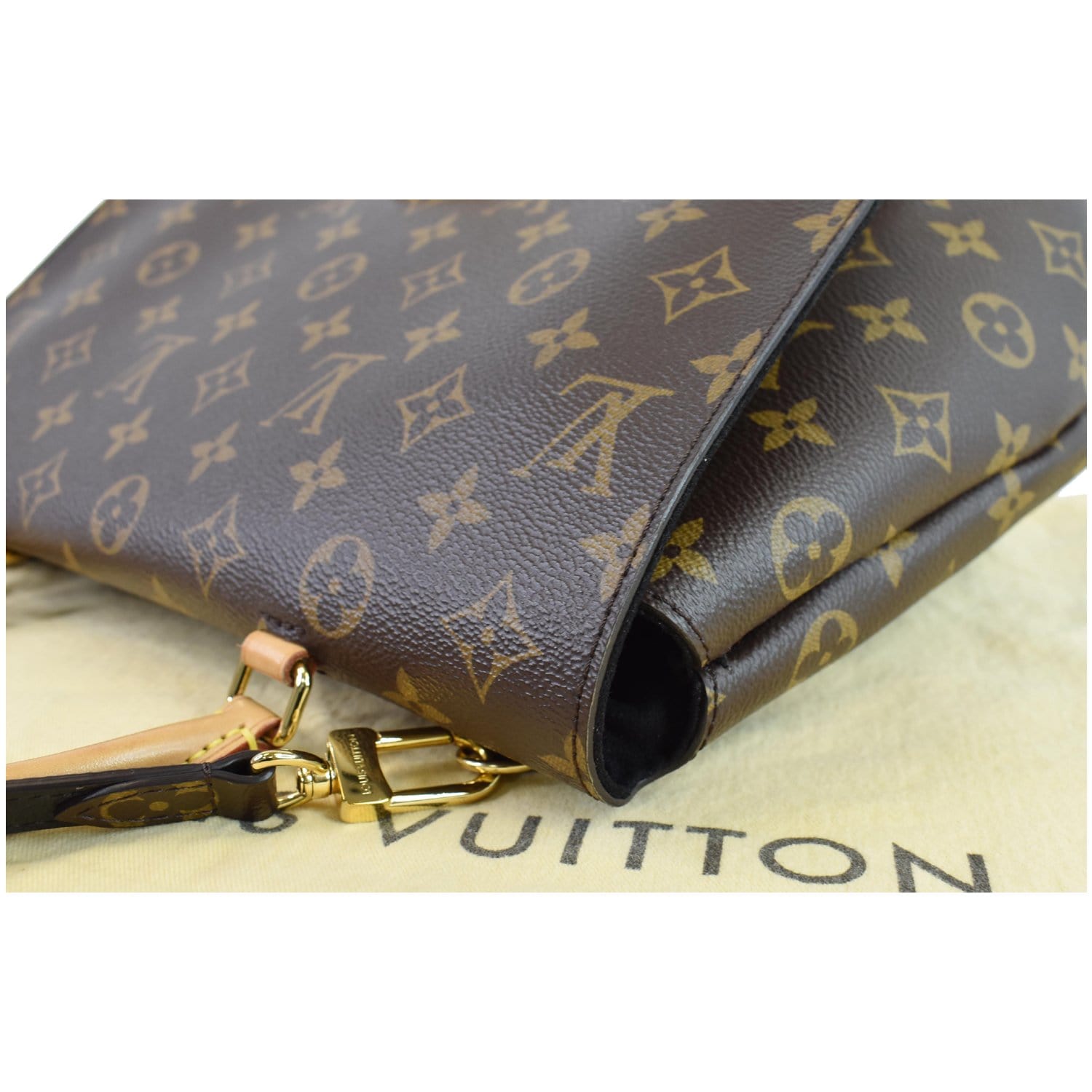 Marignan leather handbag Louis Vuitton Brown in Leather - 30553223