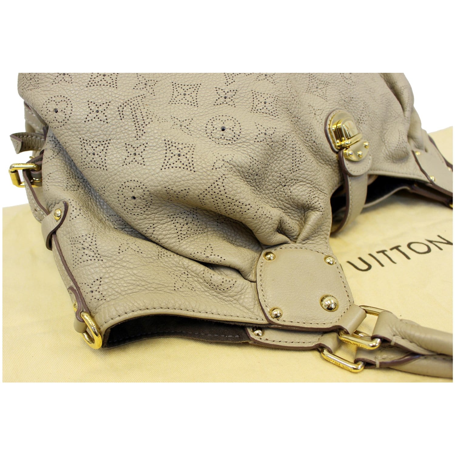 Mahina leather handbag Louis Vuitton Black in Leather - 23673757