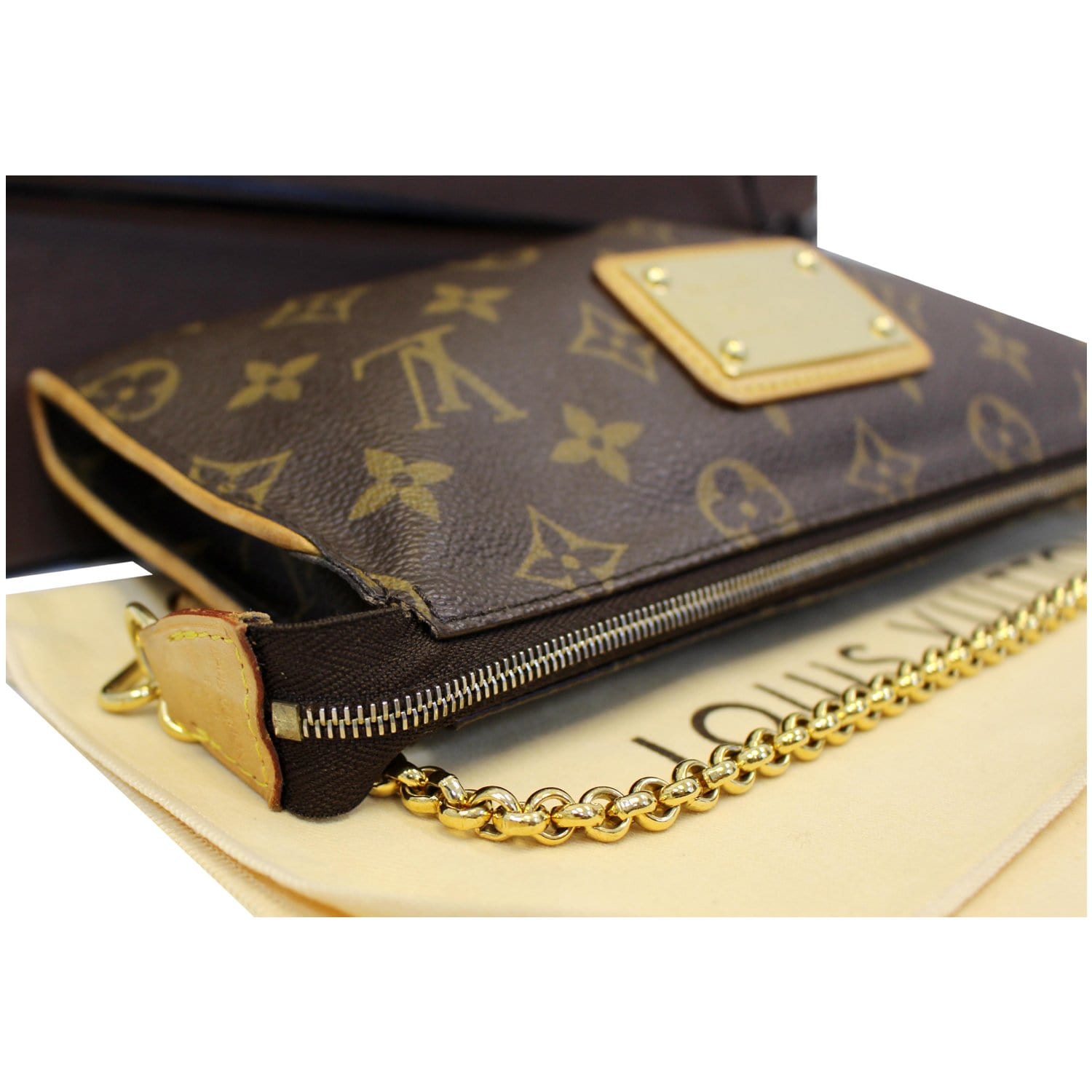Louis Vuitton Damier Azur Pochette Eva Crossbody Bag Sophie Leather  ref.330392 - Joli Closet