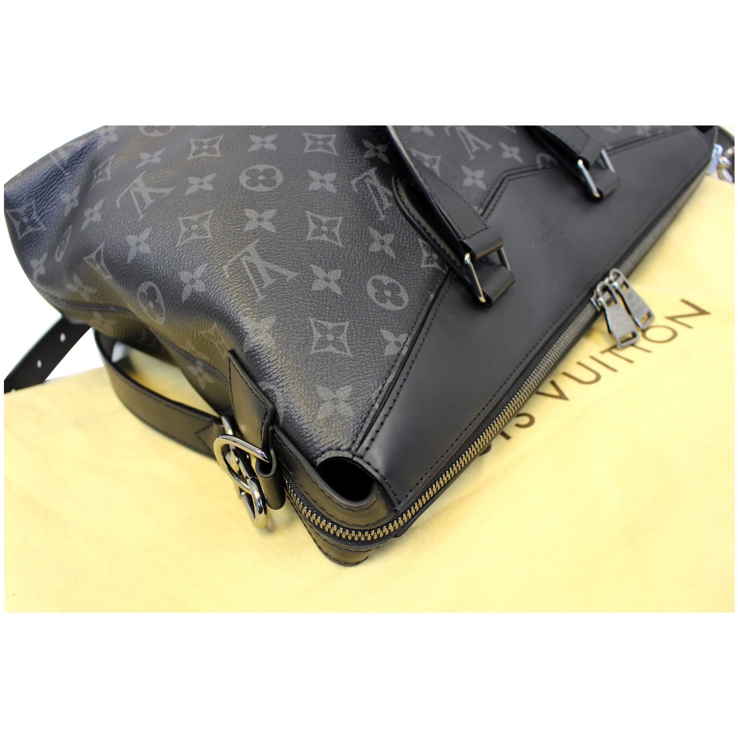 Louis Vuitton 2019 pre-owned Monogram Eclipse Explorer handbag - ShopStyle  Satchels & Top Handle Bags