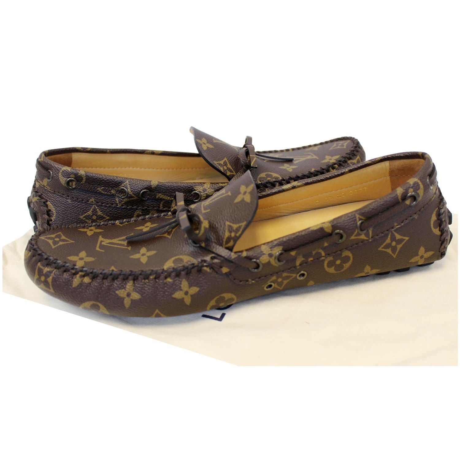 Sold at Auction: LOUIS VUITTON - LV ARIZONA MOCCASIN LOAFERS - WOMENS 9