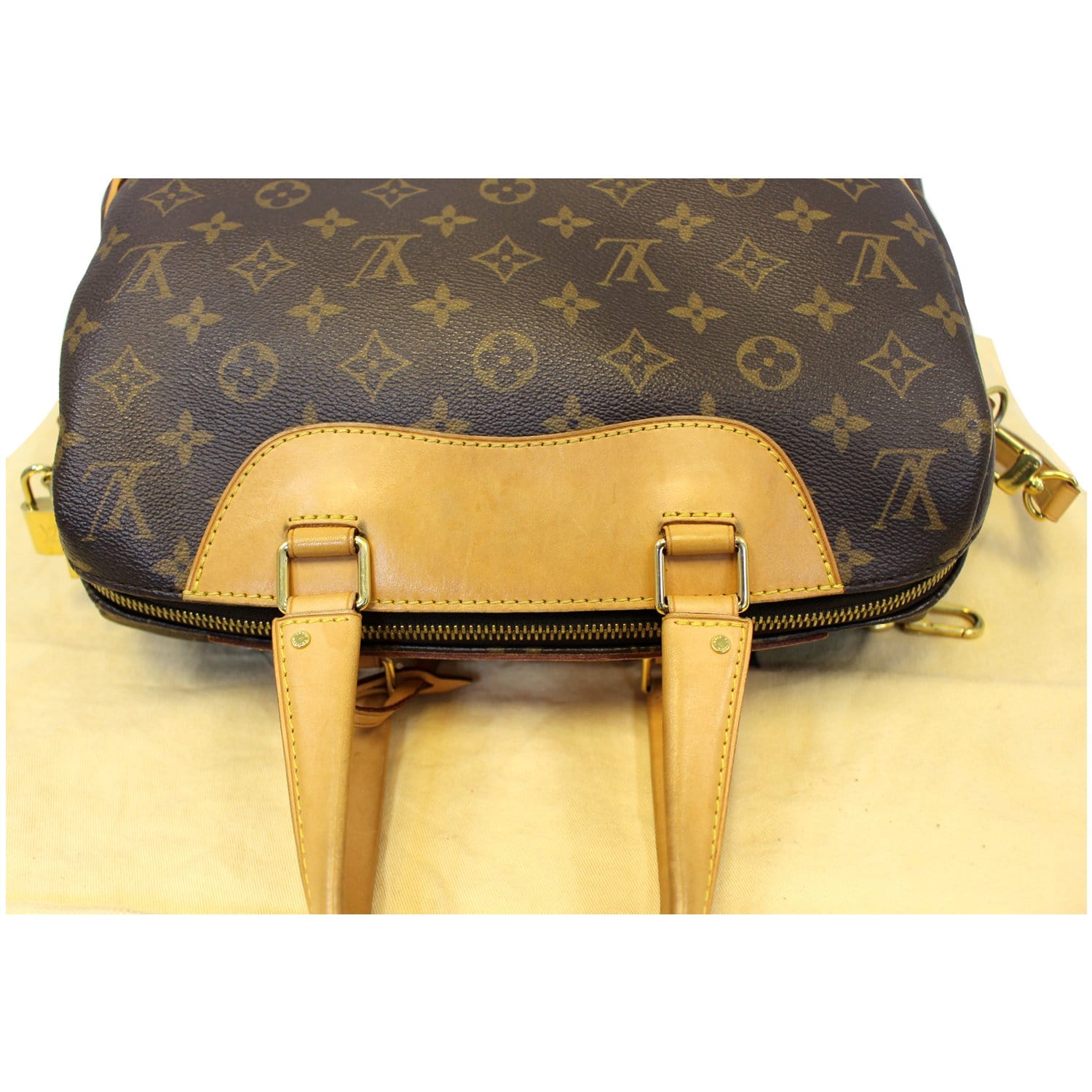 Shop Louis Vuitton Monogram Street Style 2WAY Plain Leather Small Shoulder  Bag (PRELAUNCH - S LOCK MESSENGER, M58489) by Mikrie