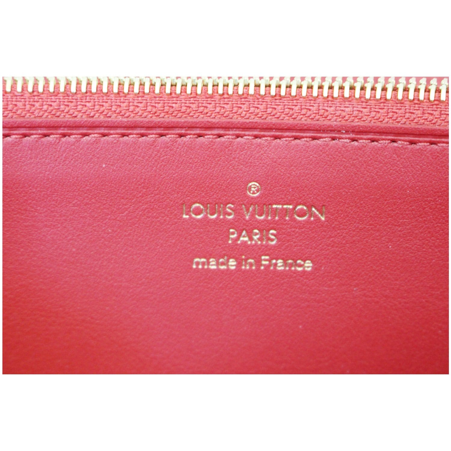 Louis Vuitton Capucines Compact Wallet Scarlet Taurillon