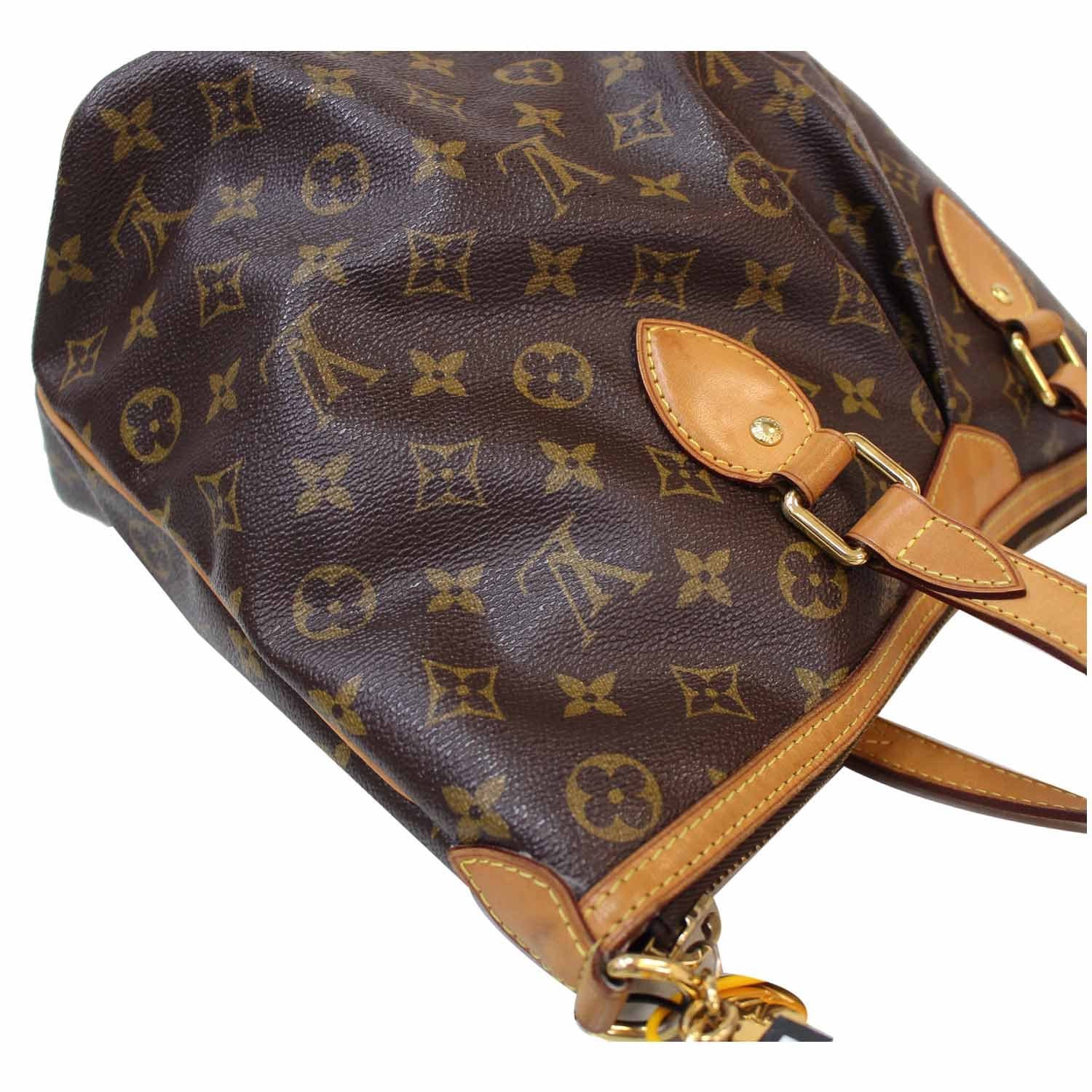 ViaAnabel - 🔸Louis Vuitton Monogram Canvas Palermo GM Bag🔸 This bag is  the one for you. It features stylish details such and it's perfect for your  daily routine. 🤩 Retail: €