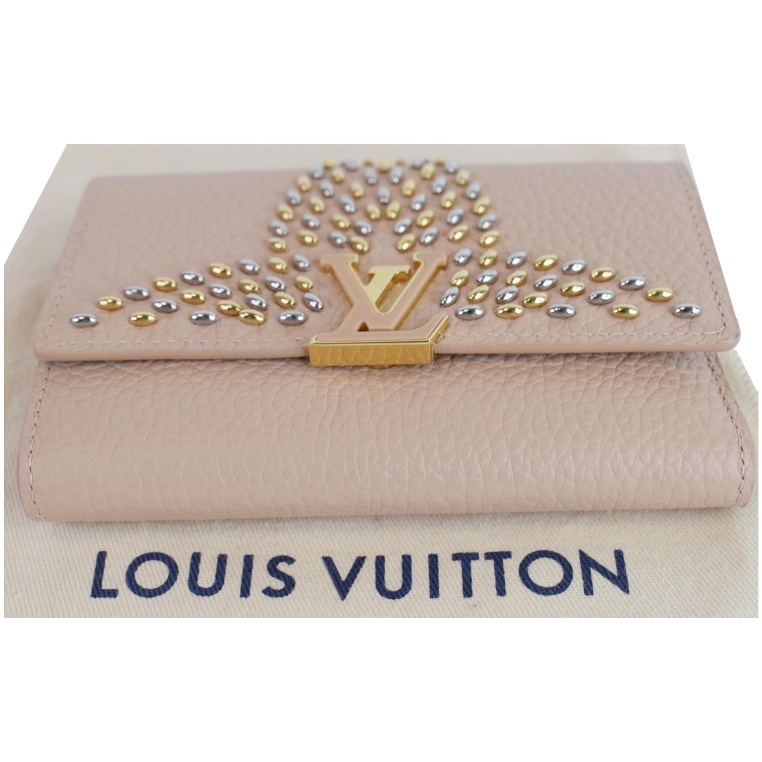 Louis+Vuitton+Capucines+Shoulder+Bag+Small+Black+Leather for sale