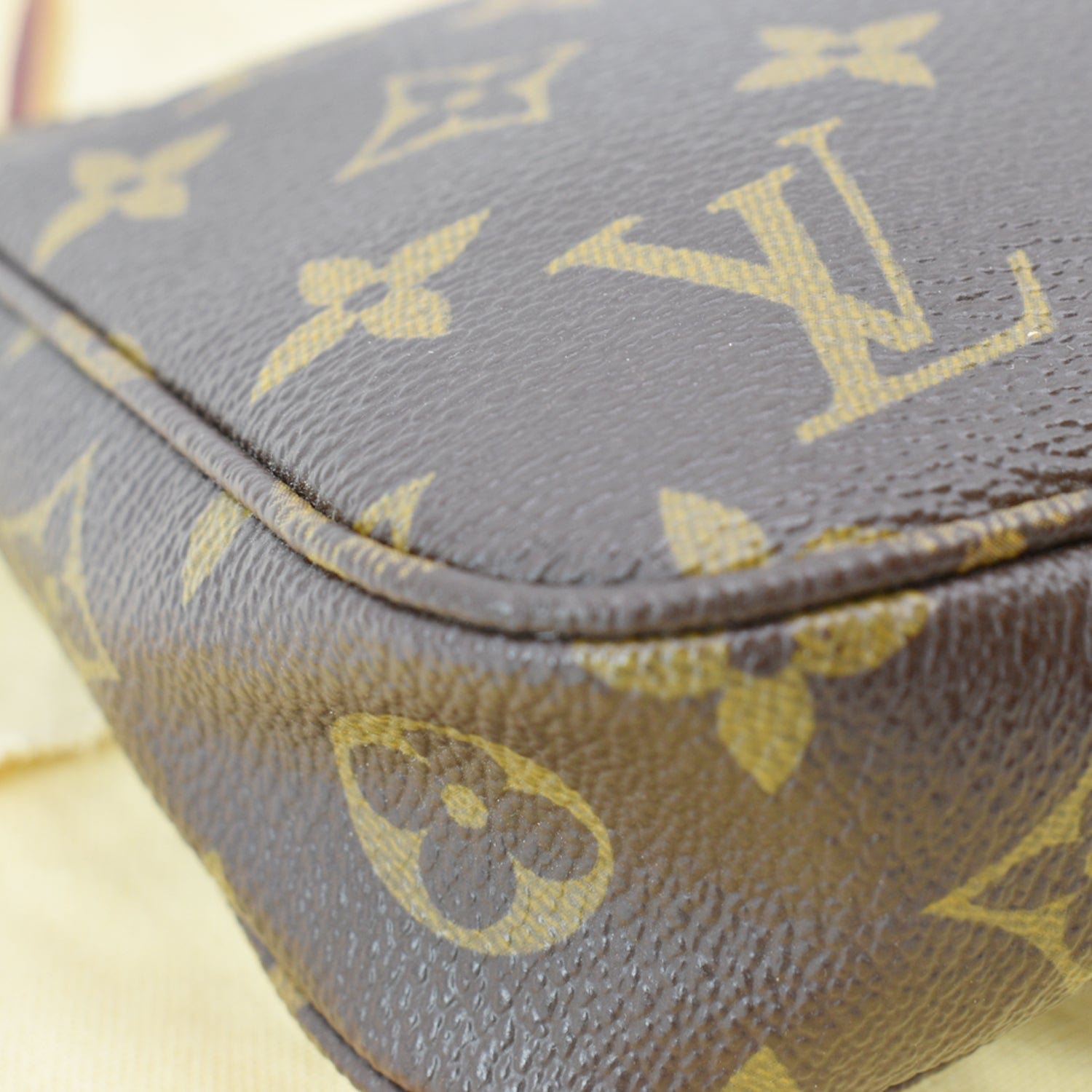 Louis Vuitton Limited Edition Grenade Monogram Ramages Accessories