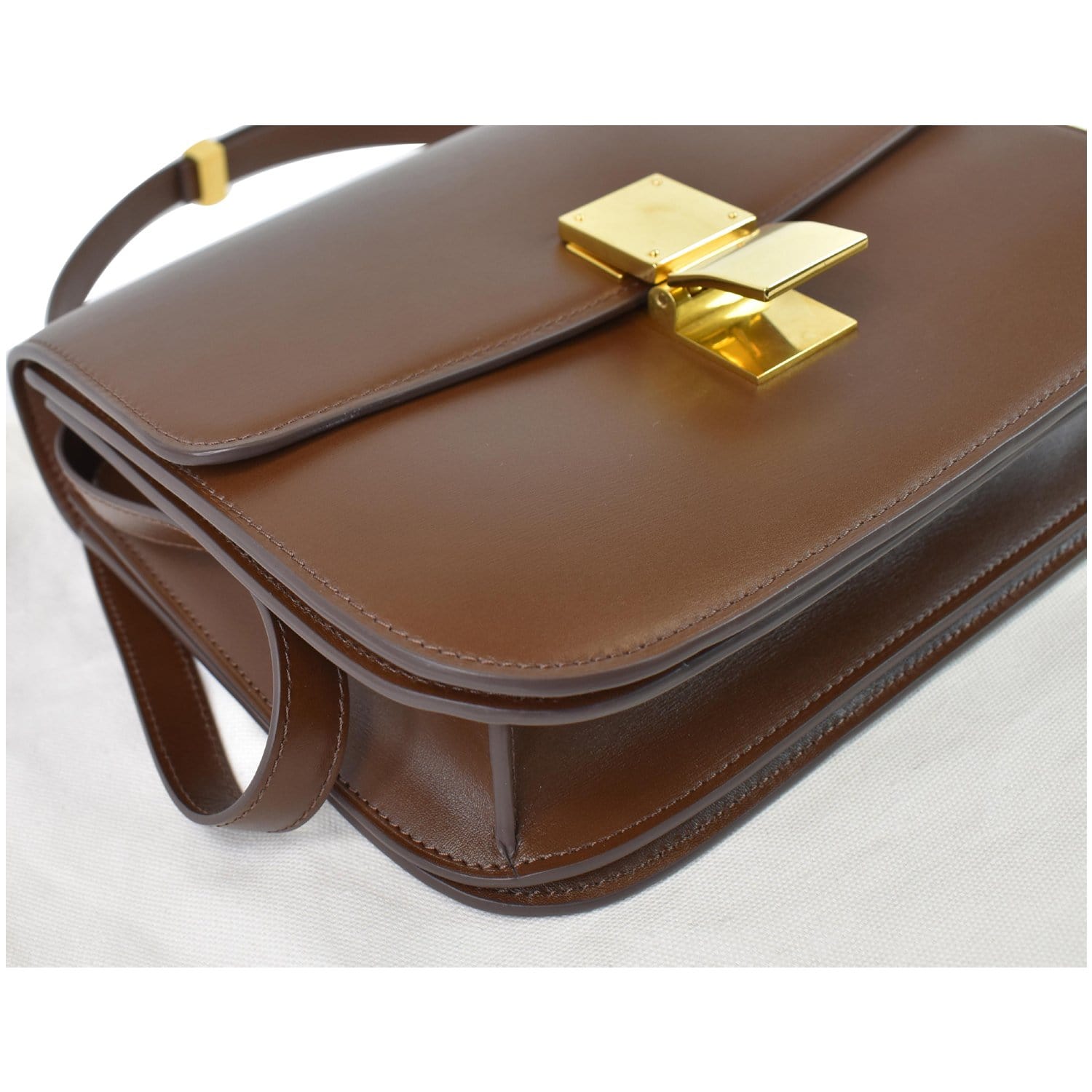 CELINE Box Calfskin Medium Classic Box Flap Bag Camel 198245