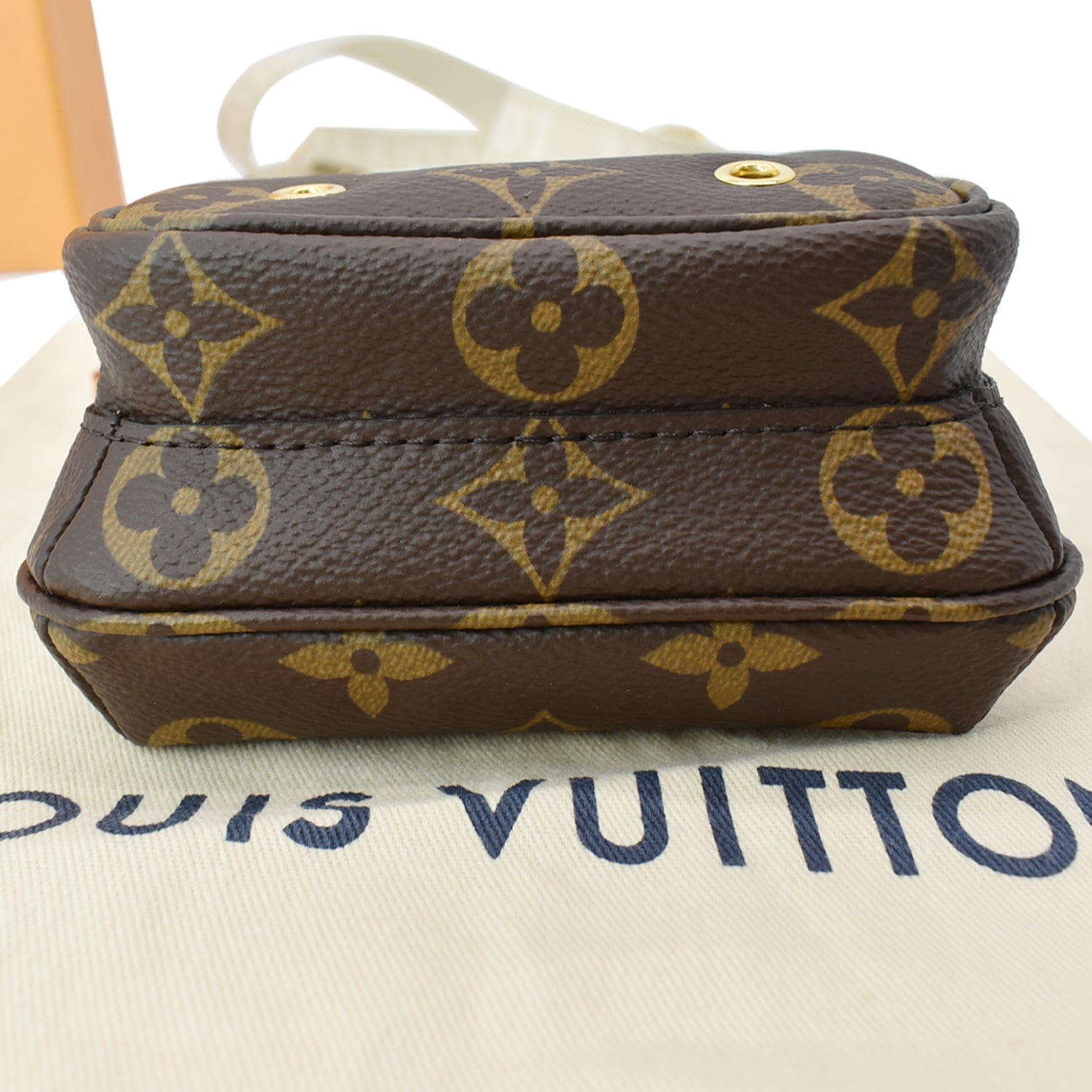 Louis Vuitton Utility Phone Sleeve Bag Monogram Canvas Brown 2363821