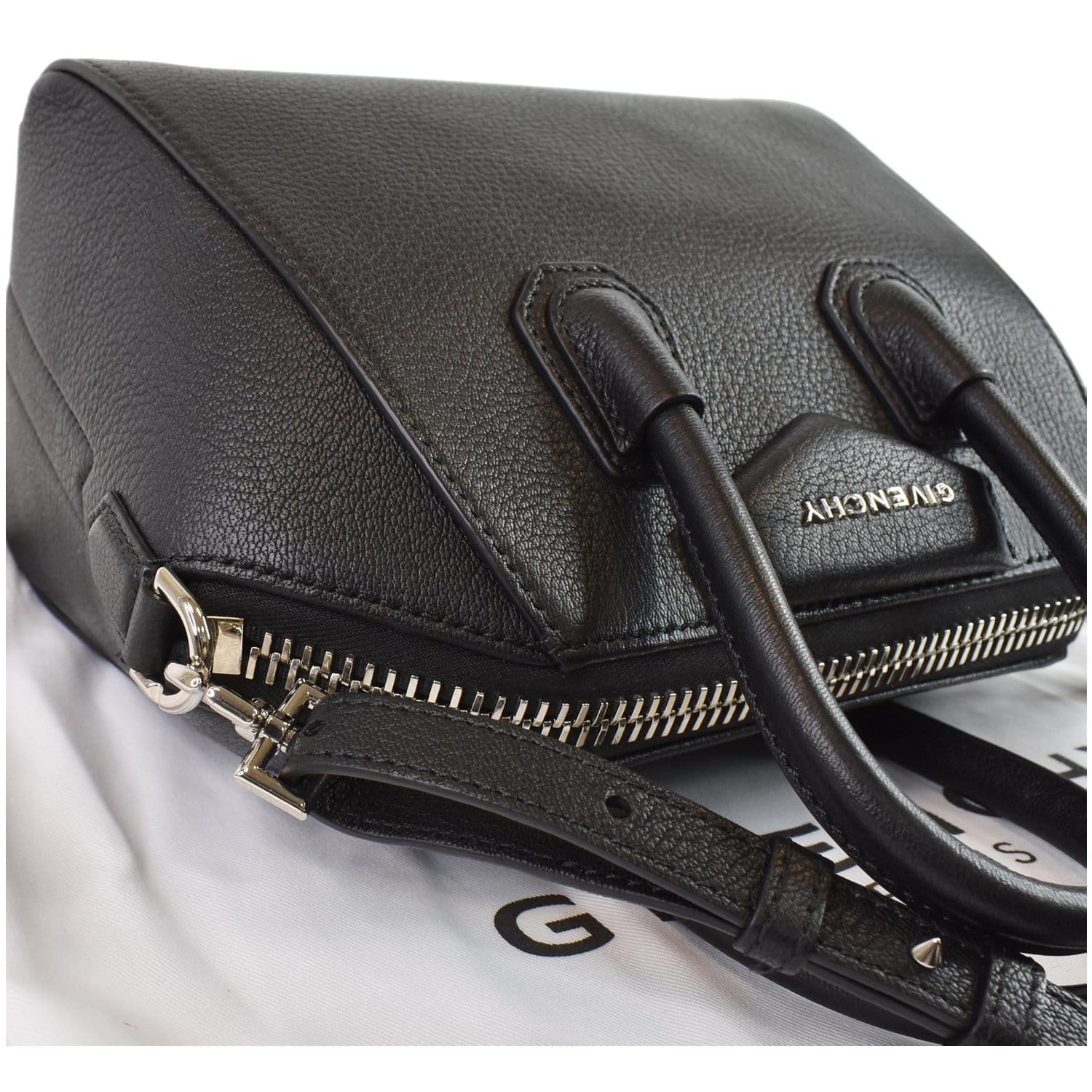 GIVENCHY Antigona Mini Leather Shoulder Bag Black