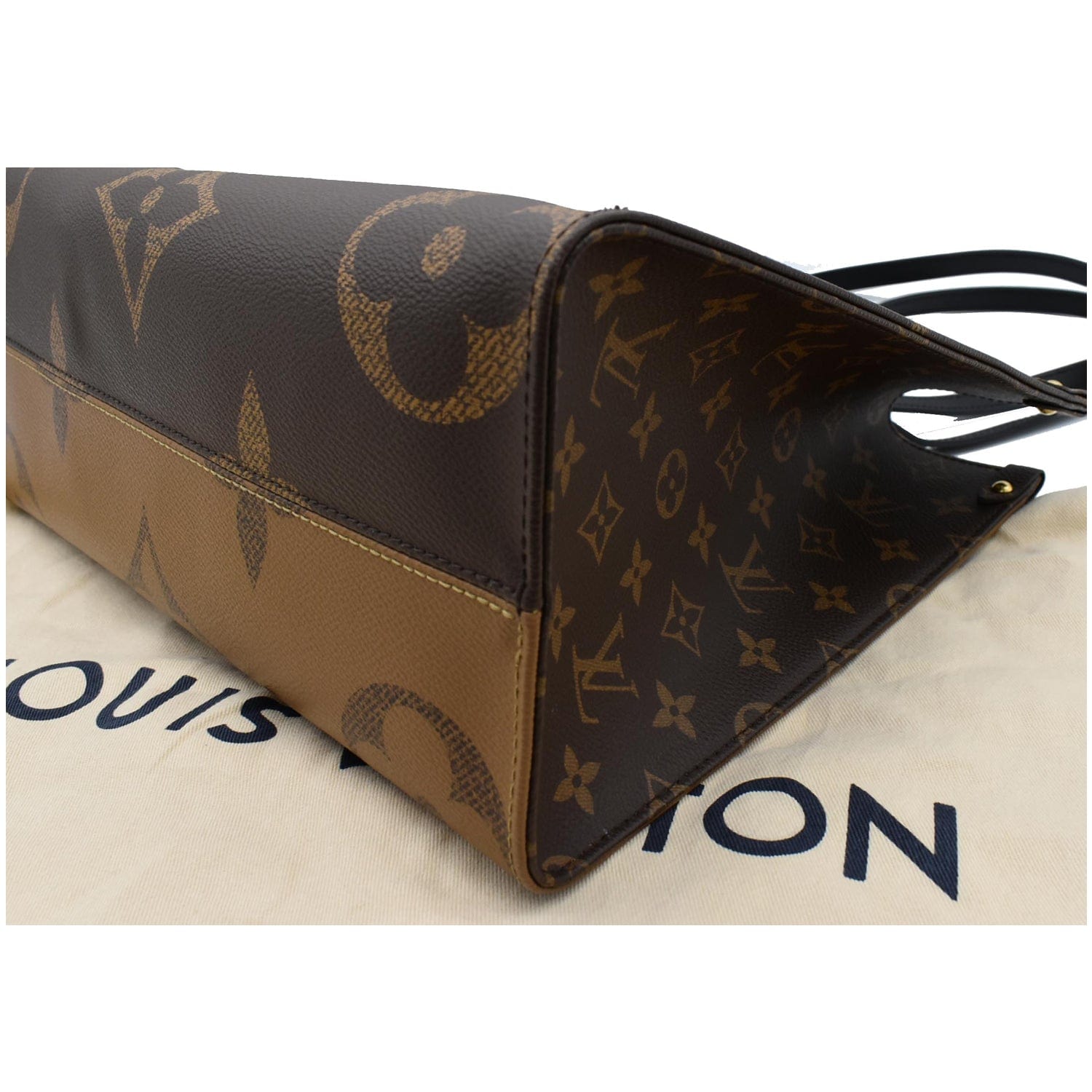 Louis Vuitton On The Go MM Tote, Brown Giant Monogram