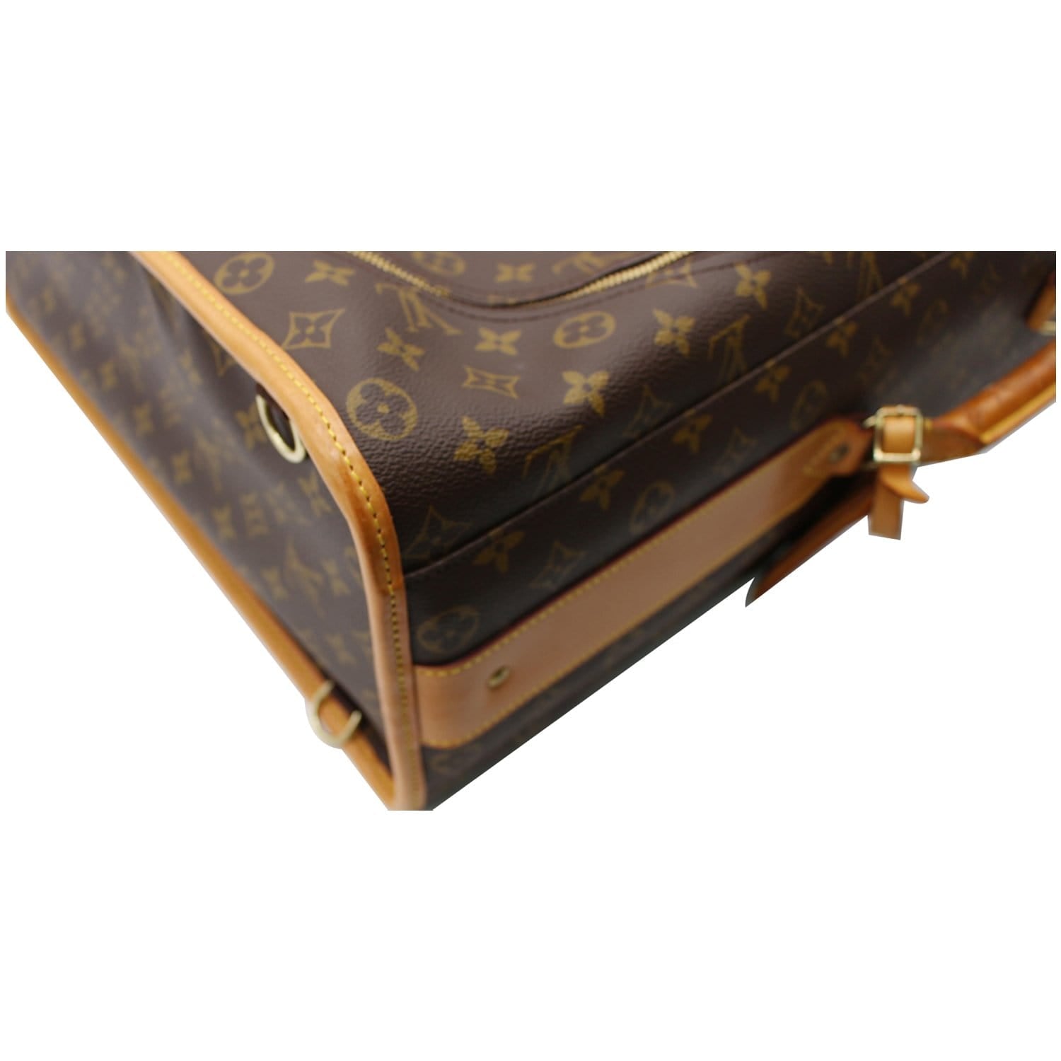 Lot - A vintage Louis Vuitton Monogram canvas pullman travel bag