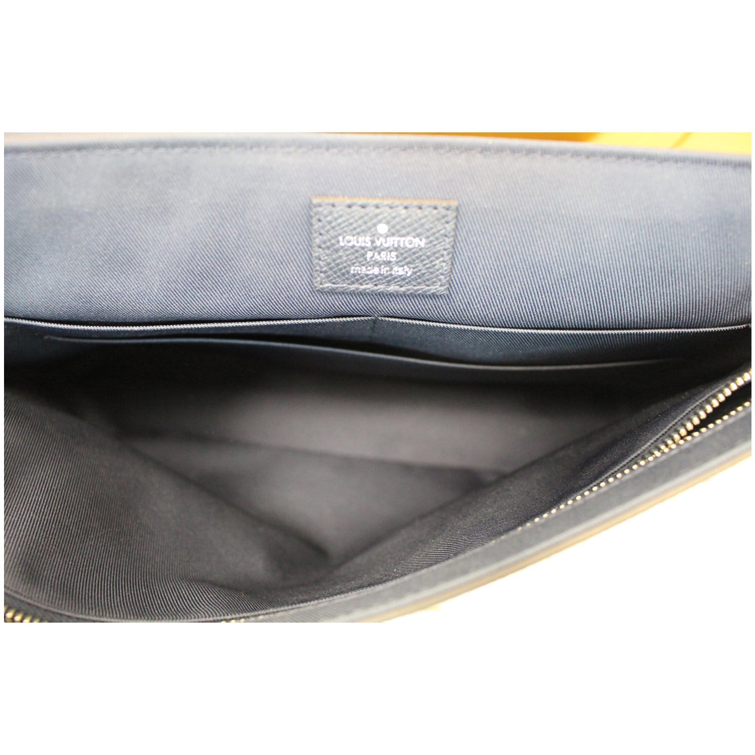 District PM Taiga Leather - Bags