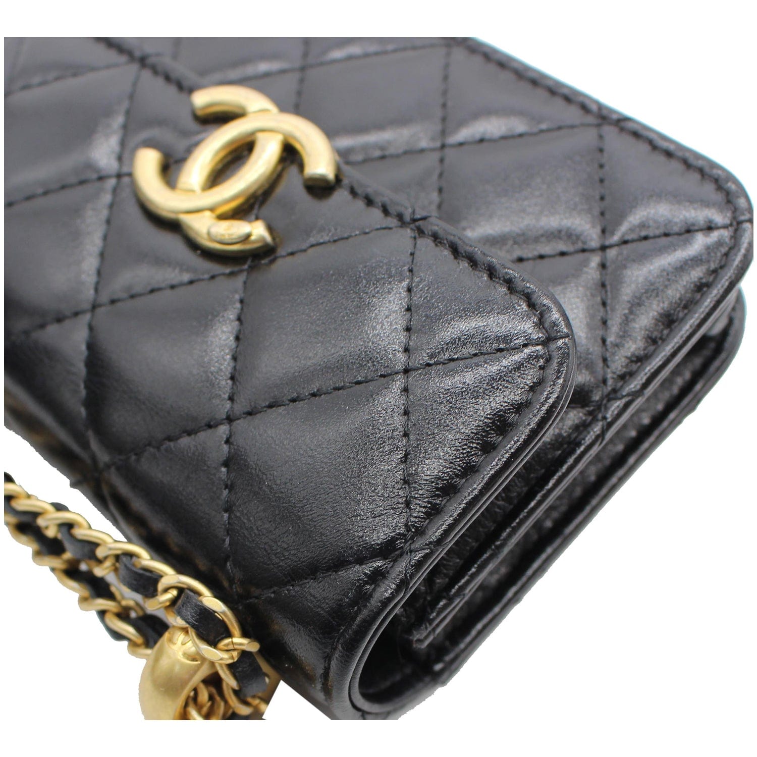 Chanel 21A flap coin purse with chain