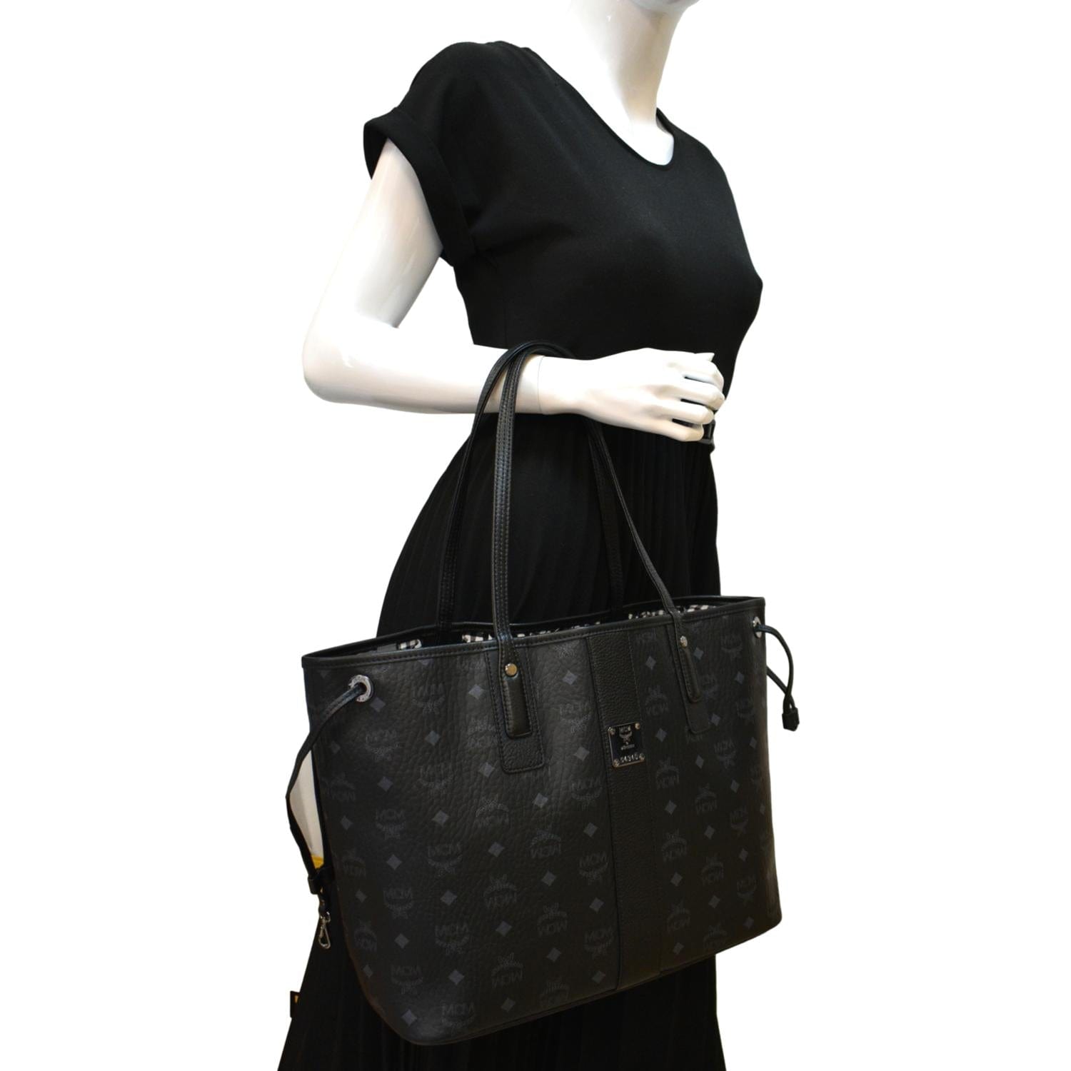 MCM Liz Visetos Shopper Small Black, Shopping Bag