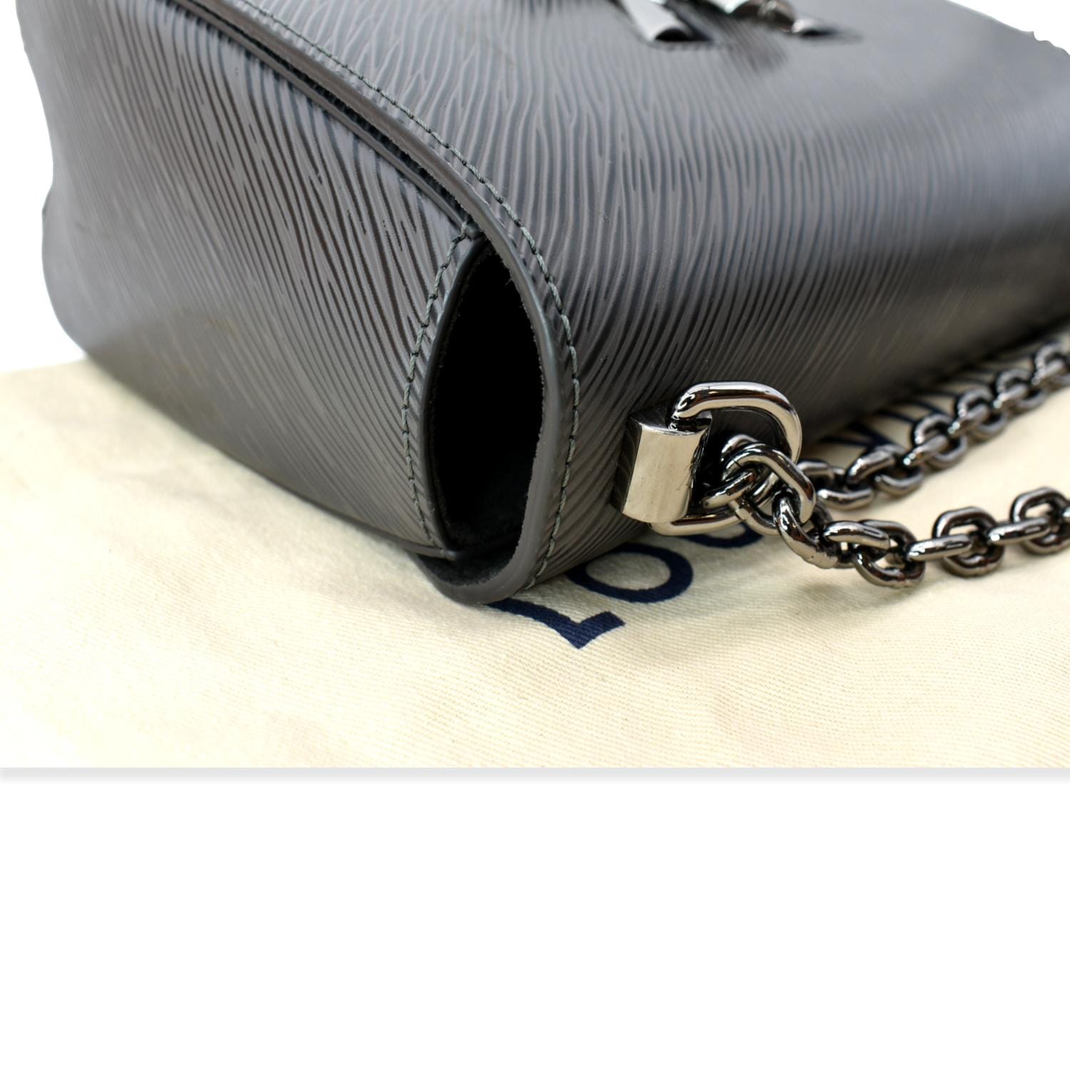 Louis Vuitton Black EPI Twist Shoulder Bag