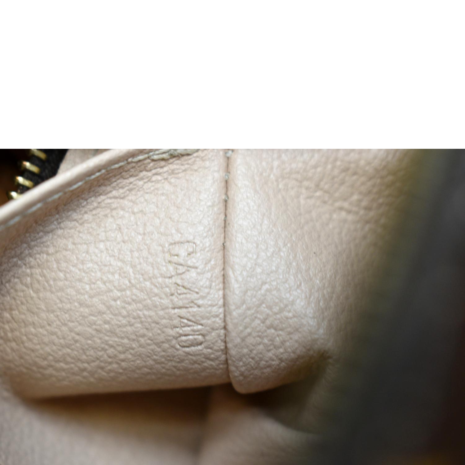 Shop Louis Vuitton MONOGRAM 2023-24FW Monogram Canvas Leather Logo Pouches  & Cosmetic Bags (GI0907) by BrandShoppe