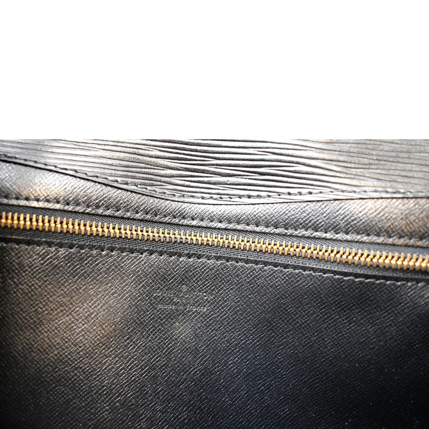 Louis Vuitton Lena Chain Pochette Electric Epi Leather - ShopStyle Clutches