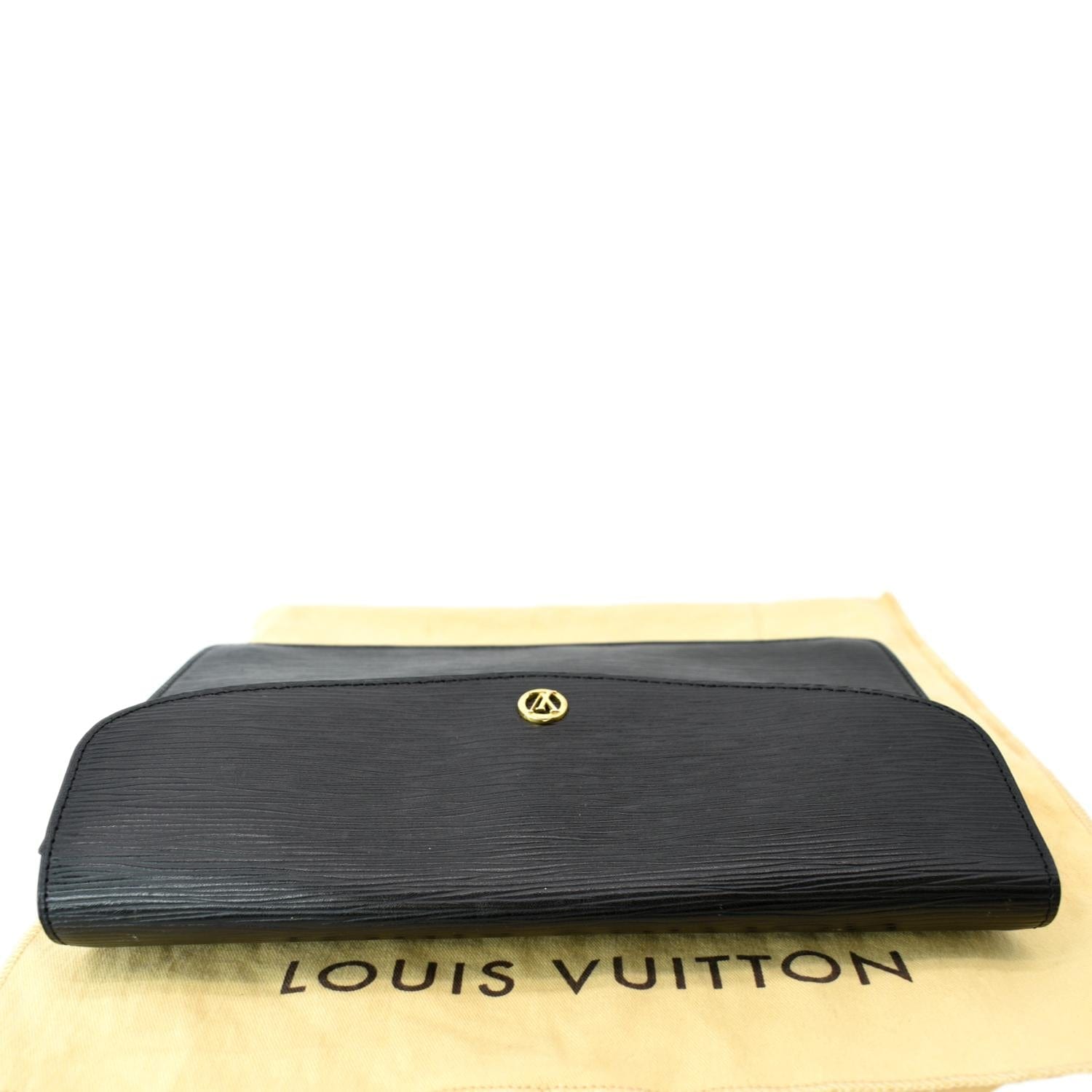 Louis Vuitton - Montaigne Pochette Clutch - Epi Clutch - Black - Pre-Loved