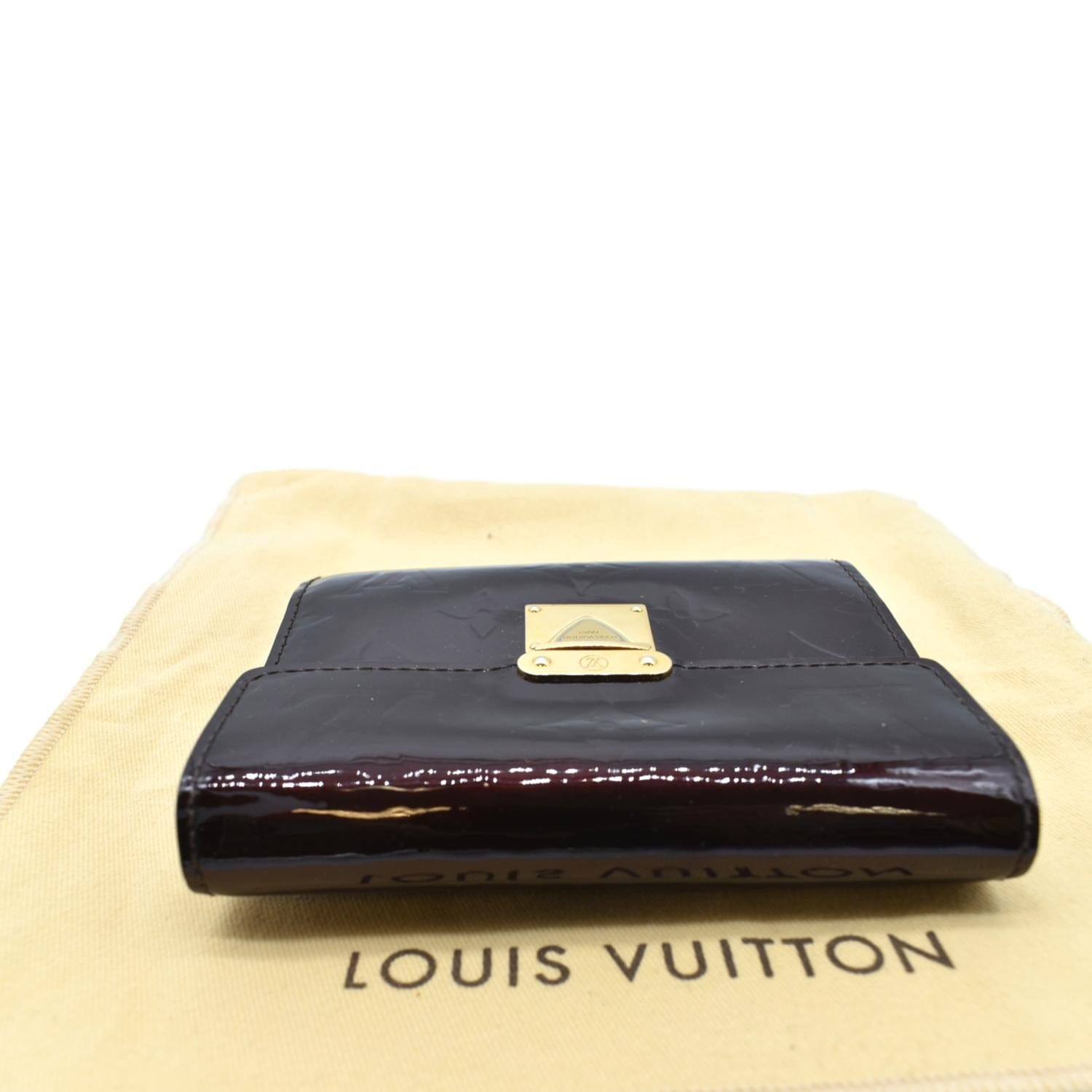 Replica Louis Vuitton M90216 Business Card Holder Monogram Vernis
