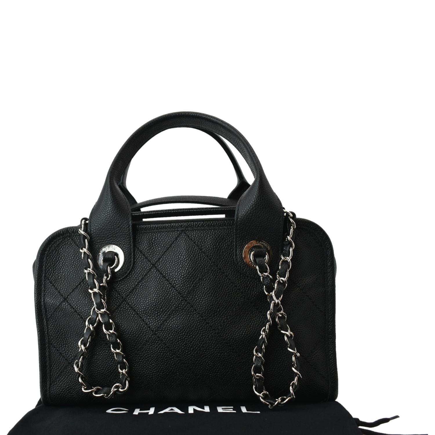 Chanel 2022 Small Deauville Tote w/Pouch - ShopStyle Shoulder Bags