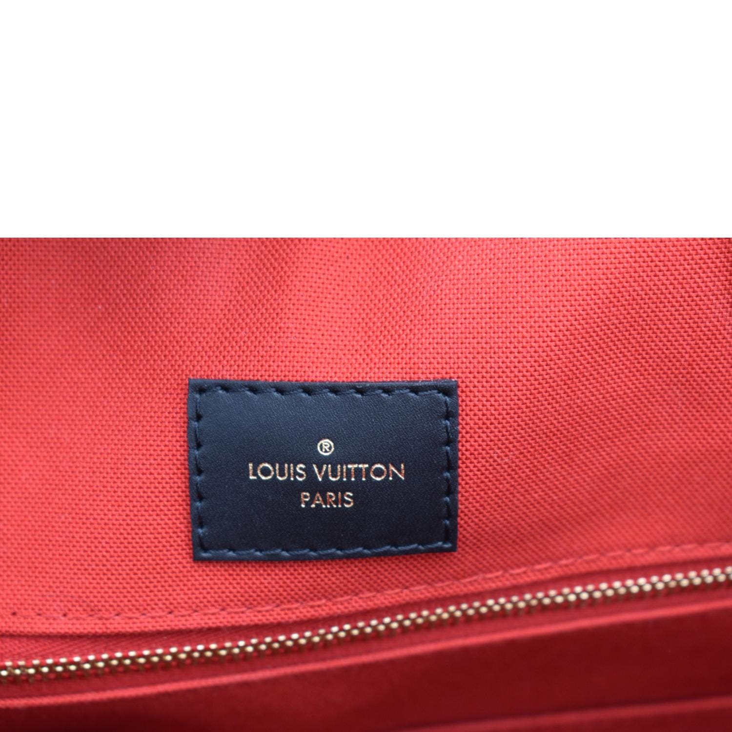 Louis Vuitton, Bags, Louis Vuitton Onthego Tote Monogram Giant Teddy  Fleece Gm Brown Neutral