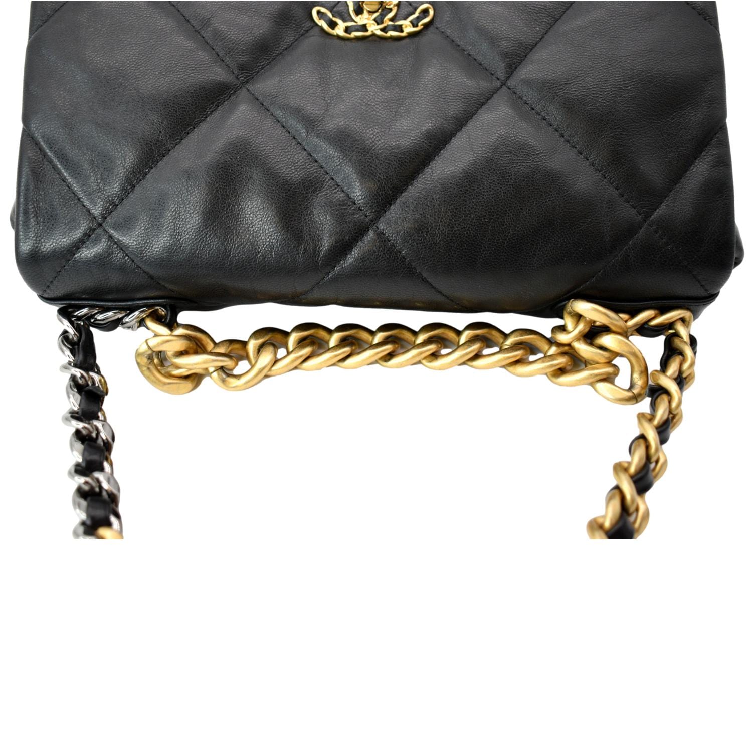 Chanel Black 2020 quilted gold hardware 19 shoulder bag Leather