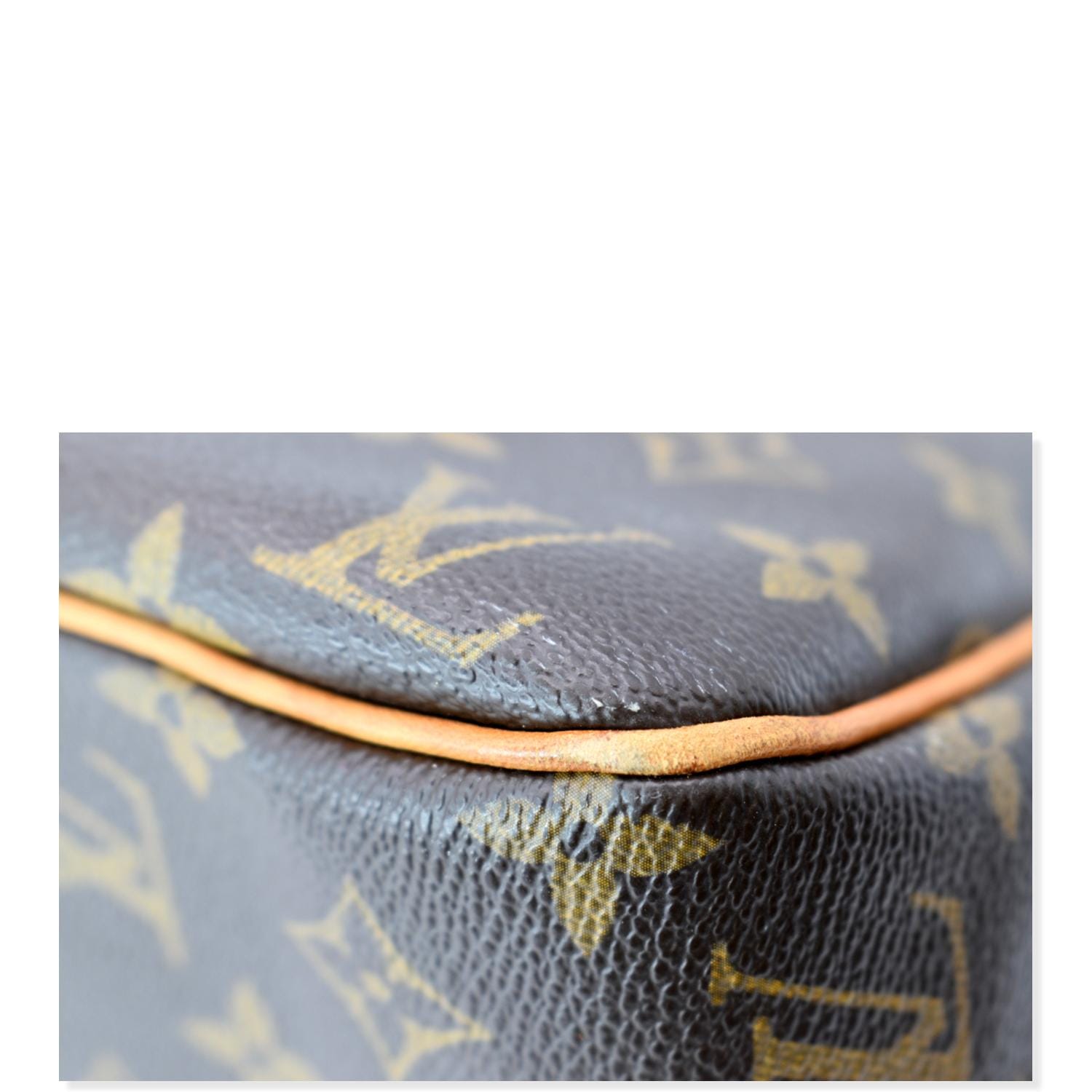 Batignolles cloth handbag Louis Vuitton Brown in Cloth - 31739253
