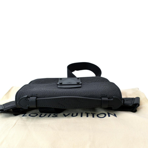 Second hand LV Sling Bag for men - Sling bag - 100 % Genuine leather