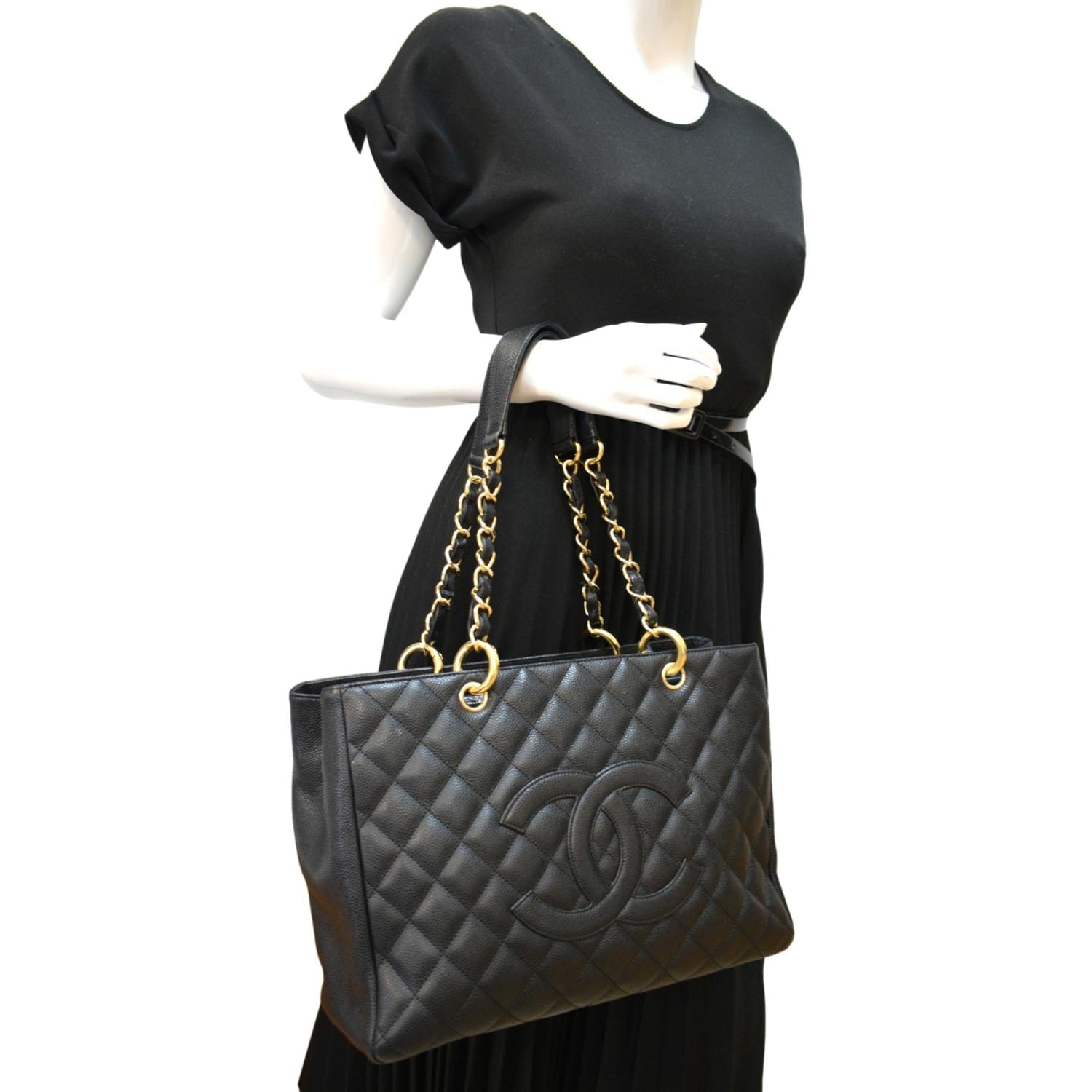 Chanel Pre-owned Women's Tote Bag - Black - One Size