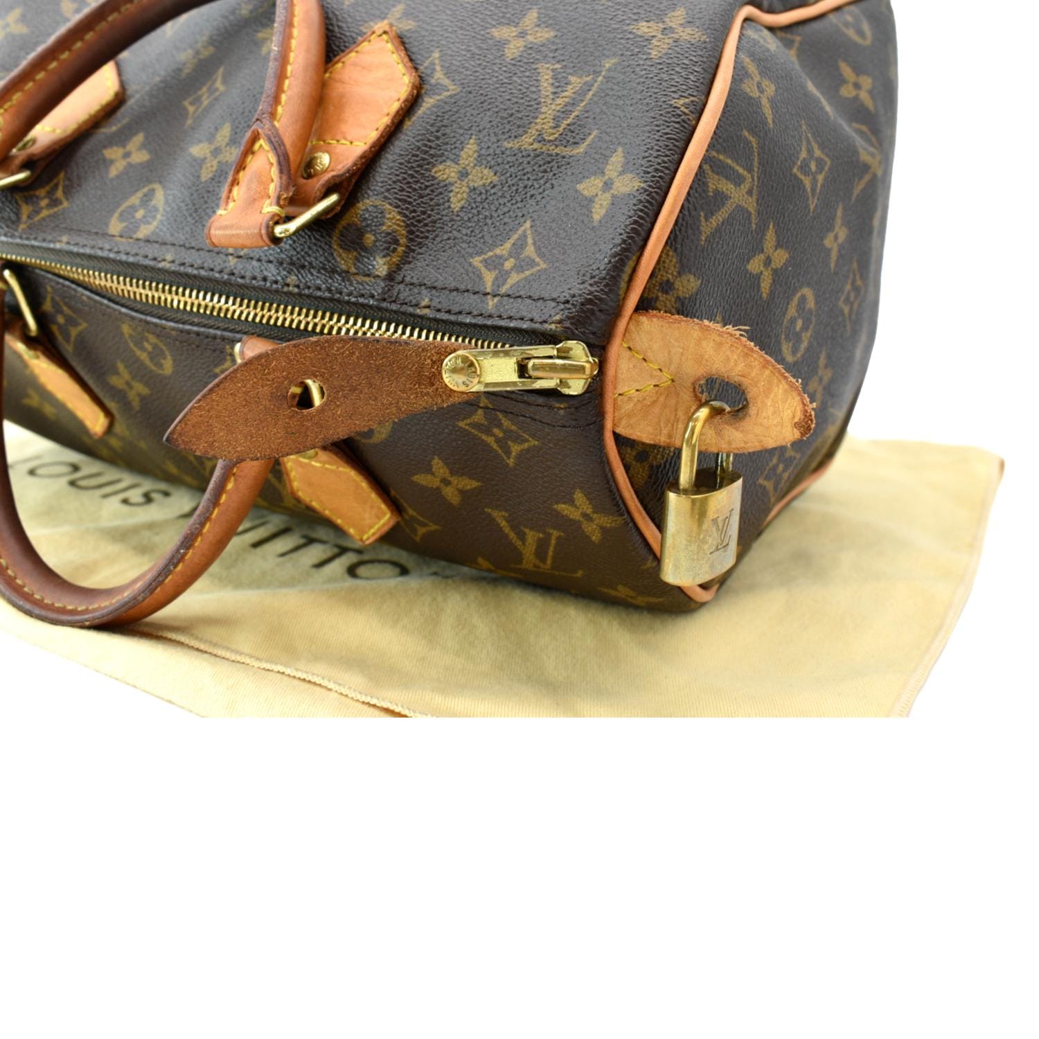 Speedy vegan leather handbag Louis Vuitton Brown in Vegan leather - 37085947