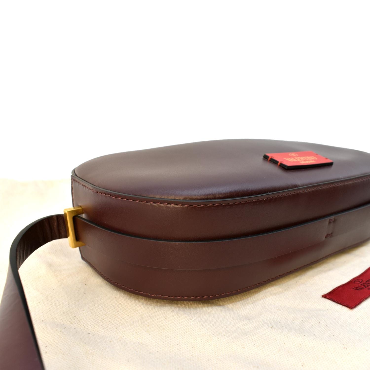 Valentino Valentino Garavani VRING crossbody bag - Red  Designer crossbody  bags, Valentino garavani bag, Crossbody bag