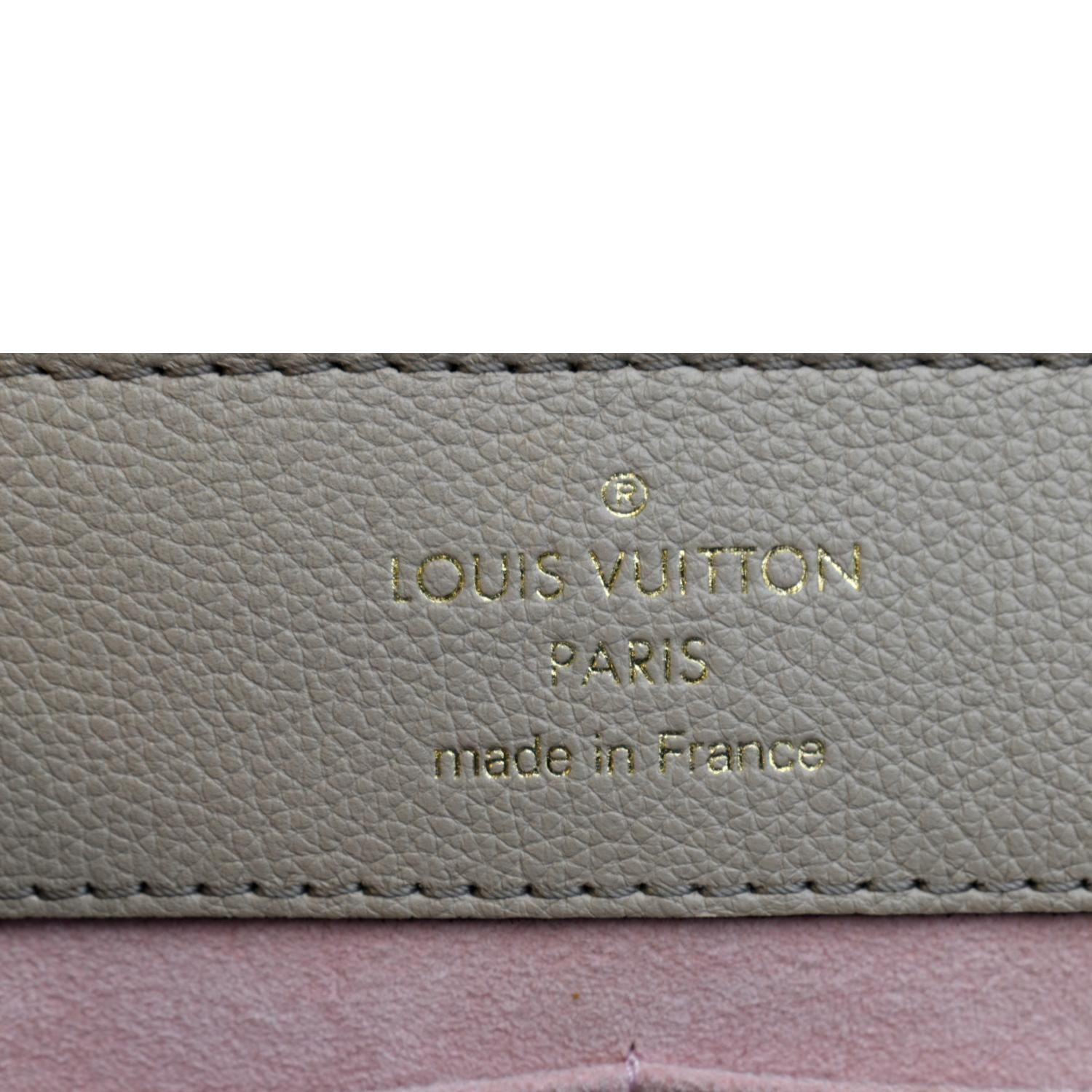 Louis Vuitton Soft Calfskin Lockme Ever MM Greige 