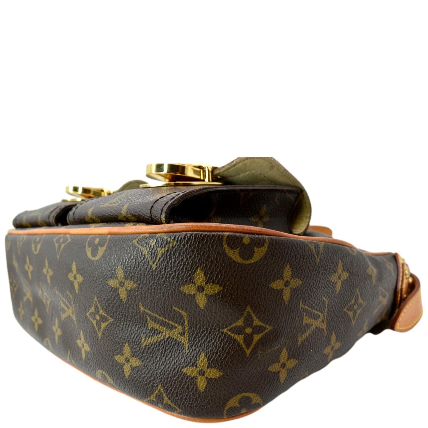 Louis Vuitton LOUIS VUITTON Monogram Hudson PM One Shoulder Bag