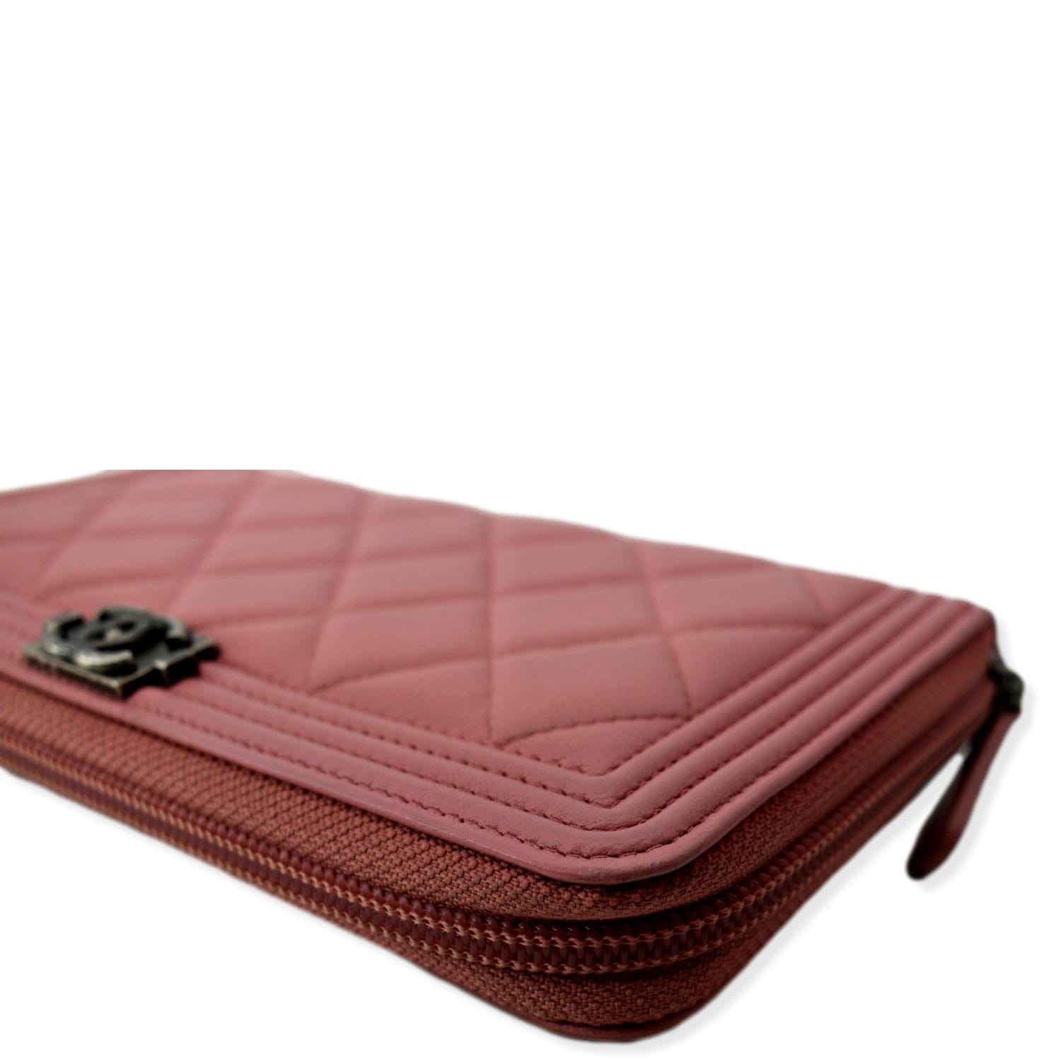 Chanel Boy Zip Around Wallet Quilted Caviar Long Pink 22798717