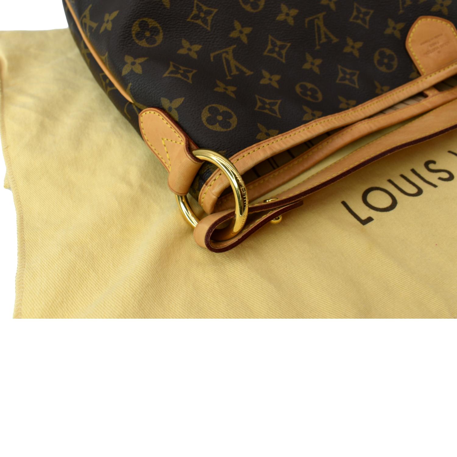 Delightful leather bag Louis Vuitton Brown in Cloth - 36747039