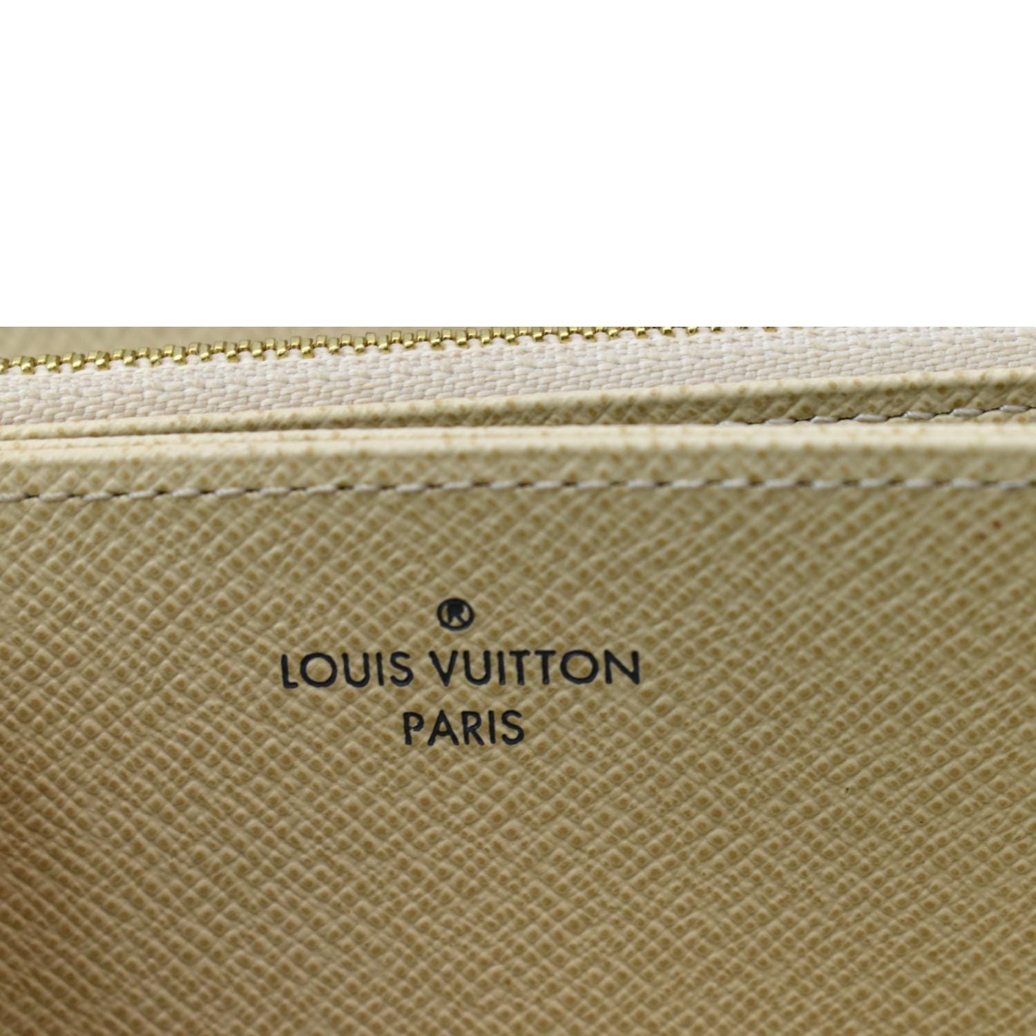Louis Vuitton Damier Azur City Pouch White Cloth ref.598351 - Joli Closet