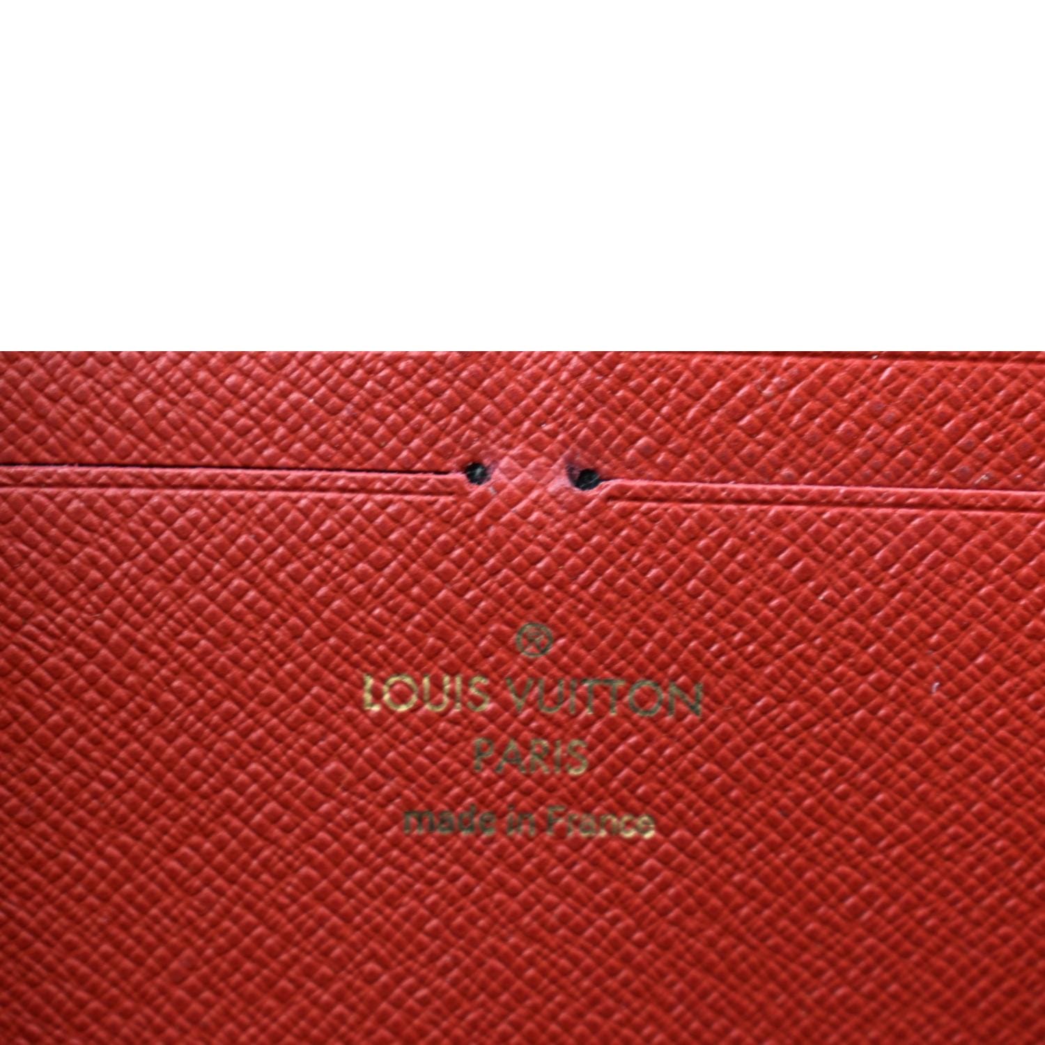 Louis Vuitton 2000 Carmine Red Pochette · INTO