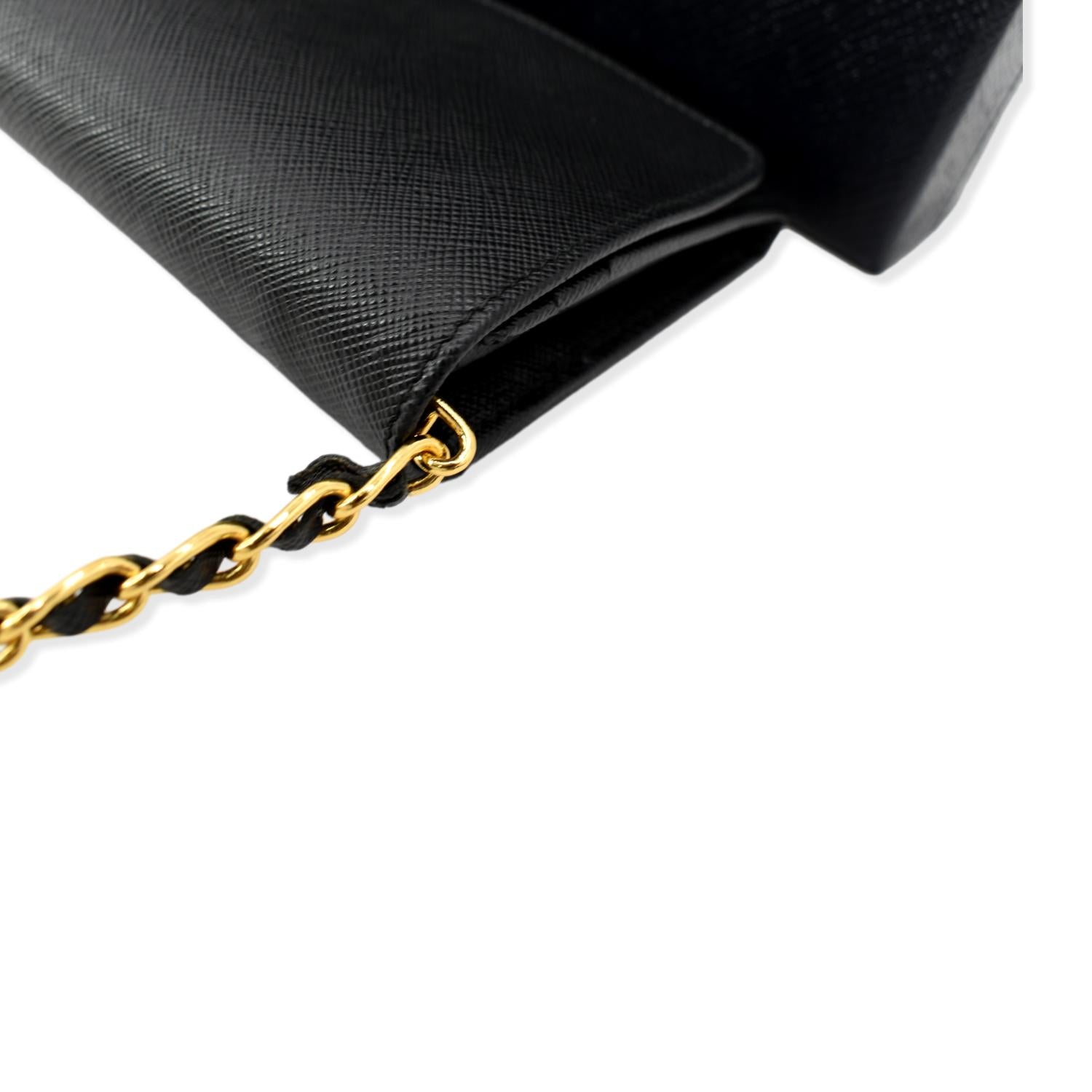 Prada Leather Daino Chain Wallet (SHF-MtVCqo) – LuxeDH