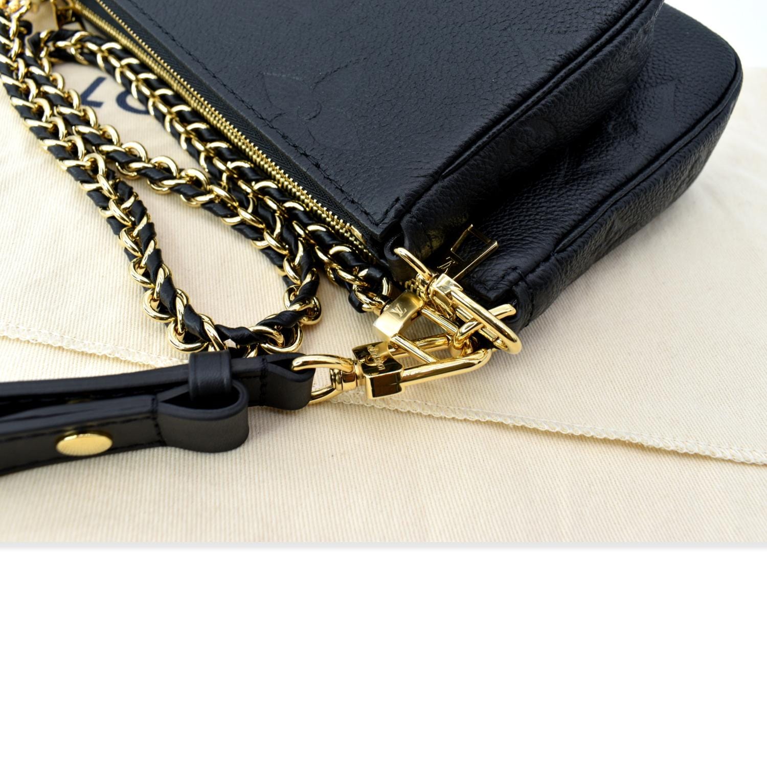 Louis Vuitton Monogram Giant Empreinte Multi-Pochette Accessoires - Black  Shoulder Bags, Handbags - LOU786430
