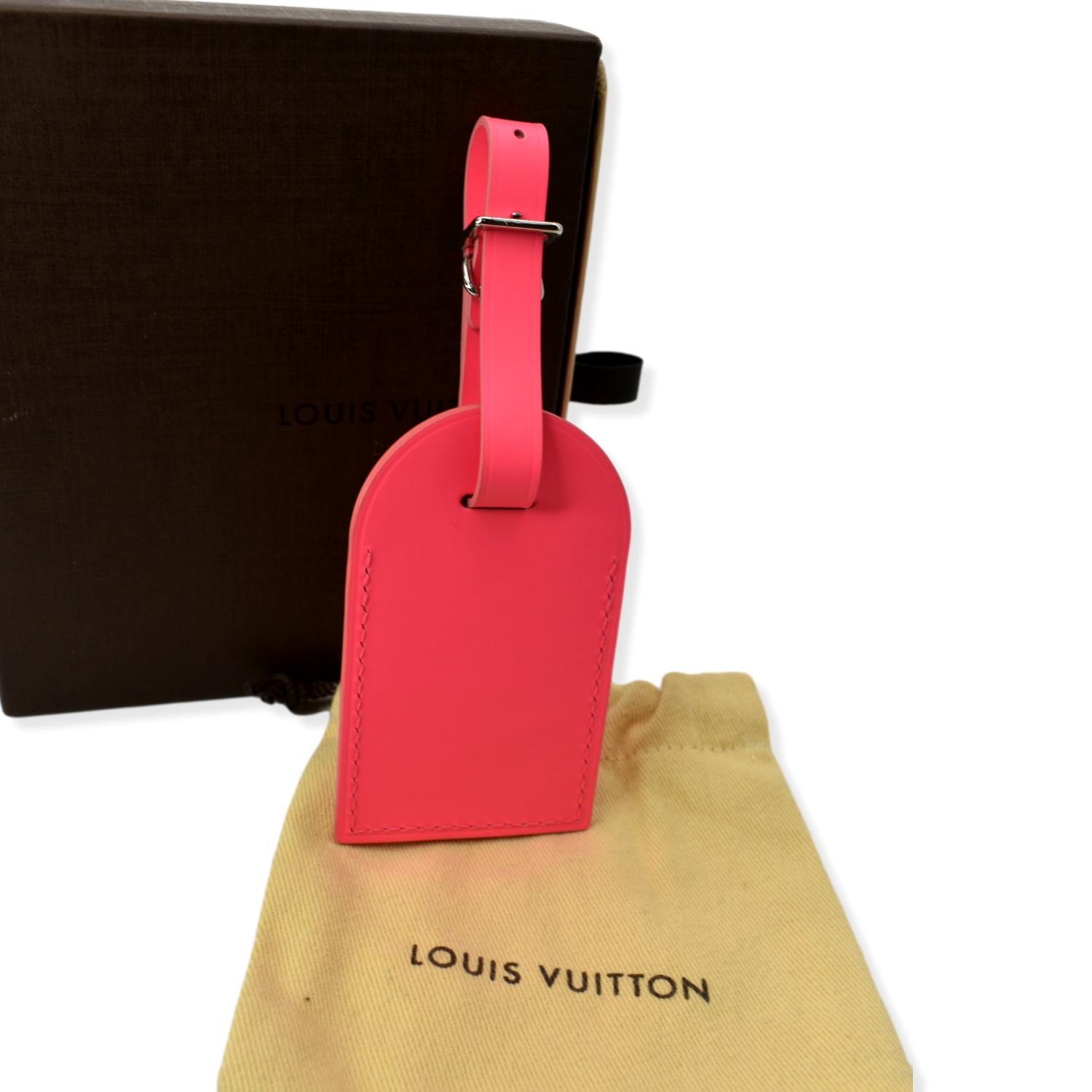 Louis Vuitton Leather Luggage Tag (SHF-QGyaOY) – LuxeDH