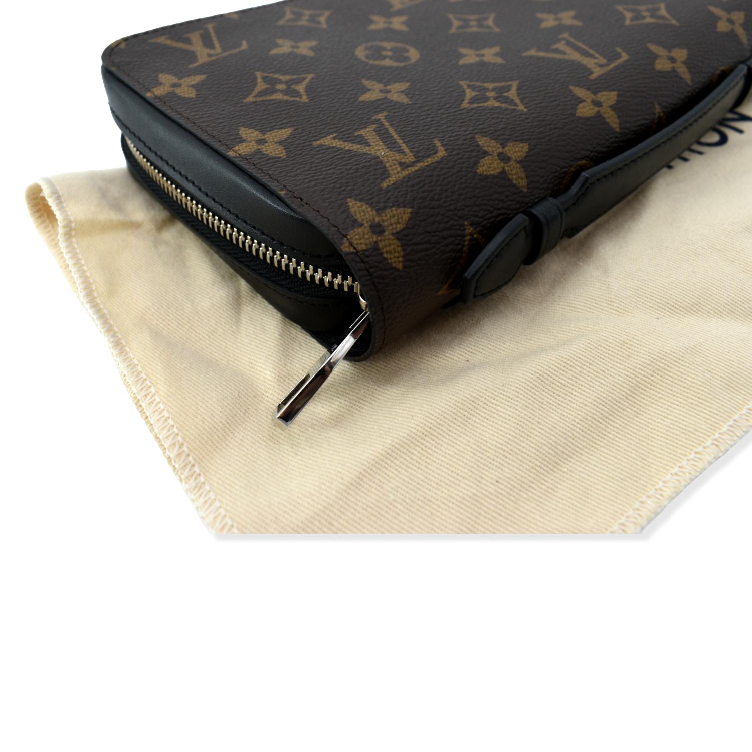 Louis Vuitton Zippy XL Wallet, Black
