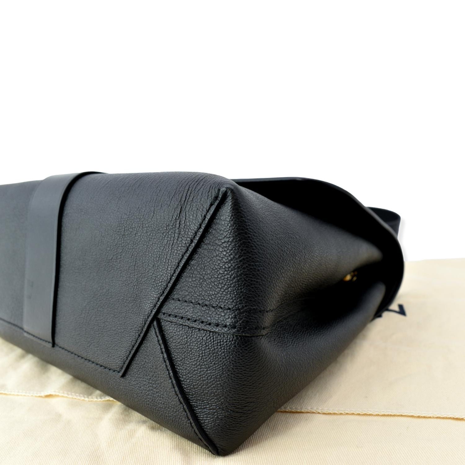 Louis Vuitton Black Monogram Leather Very One Handle Bag Louis Vuitton