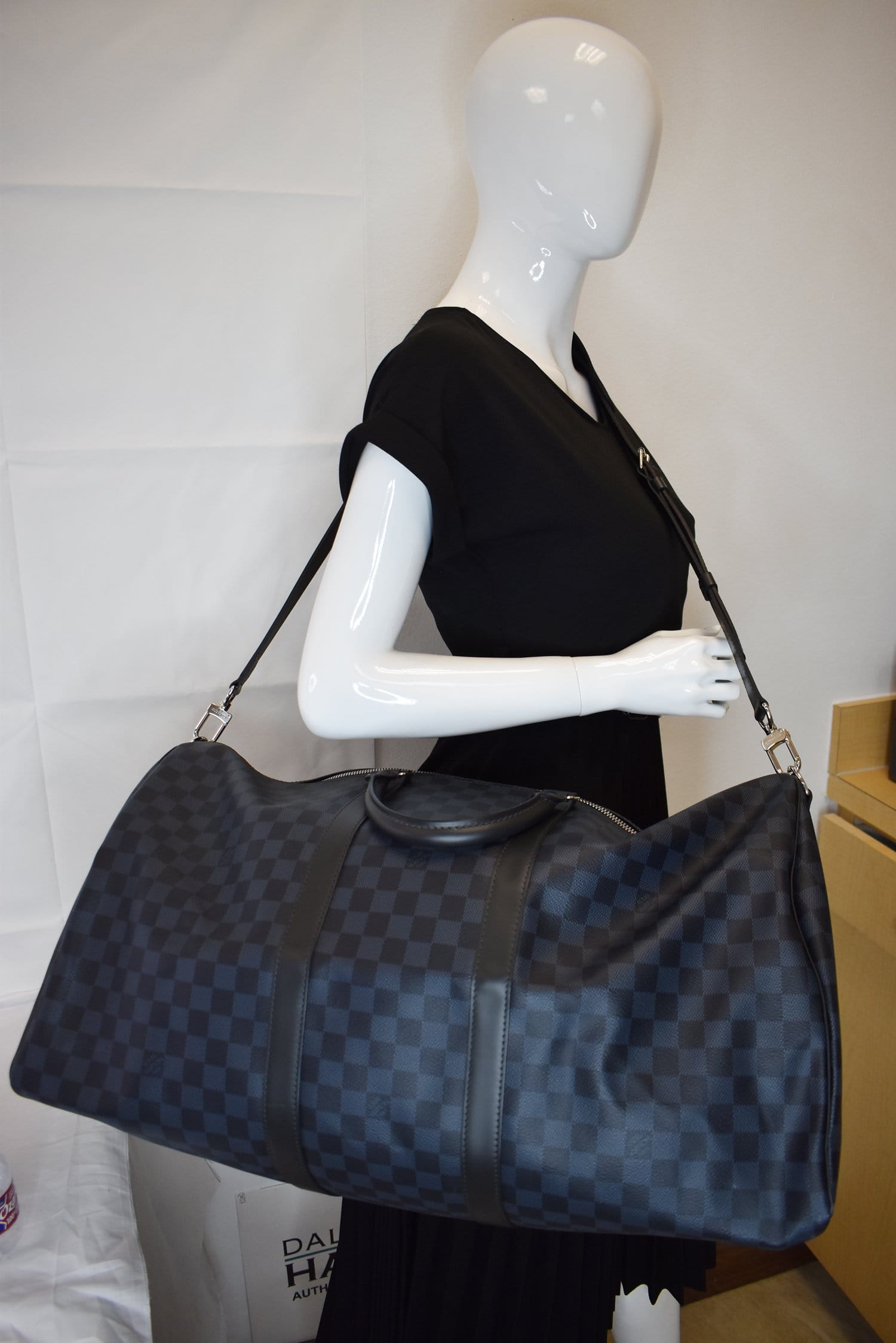 Louis Vuitton Black Monogram Eclipse Keepall Bandouliere 55 Duffle Bag Strap 71lv23s