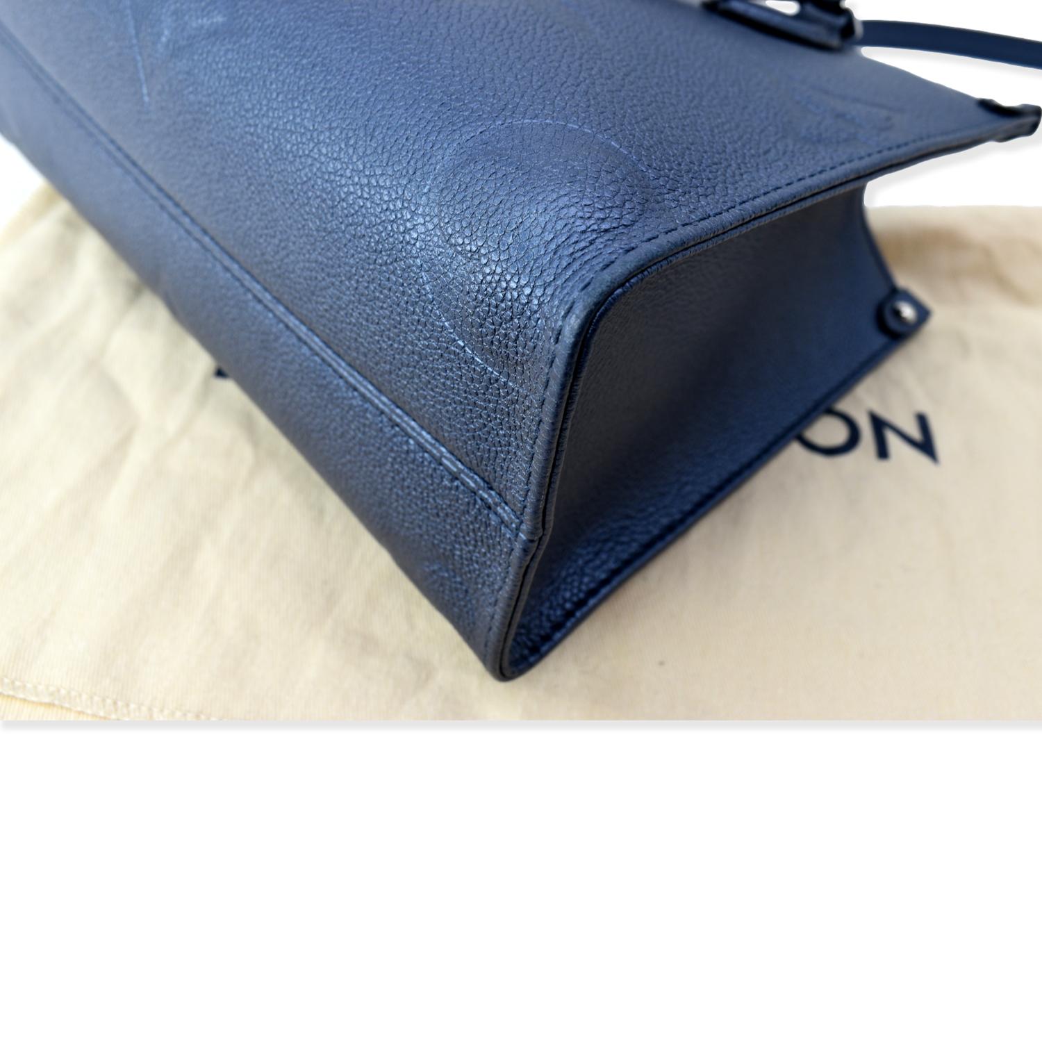 Onthego cloth handbag Louis Vuitton Blue in Cloth - 33815655