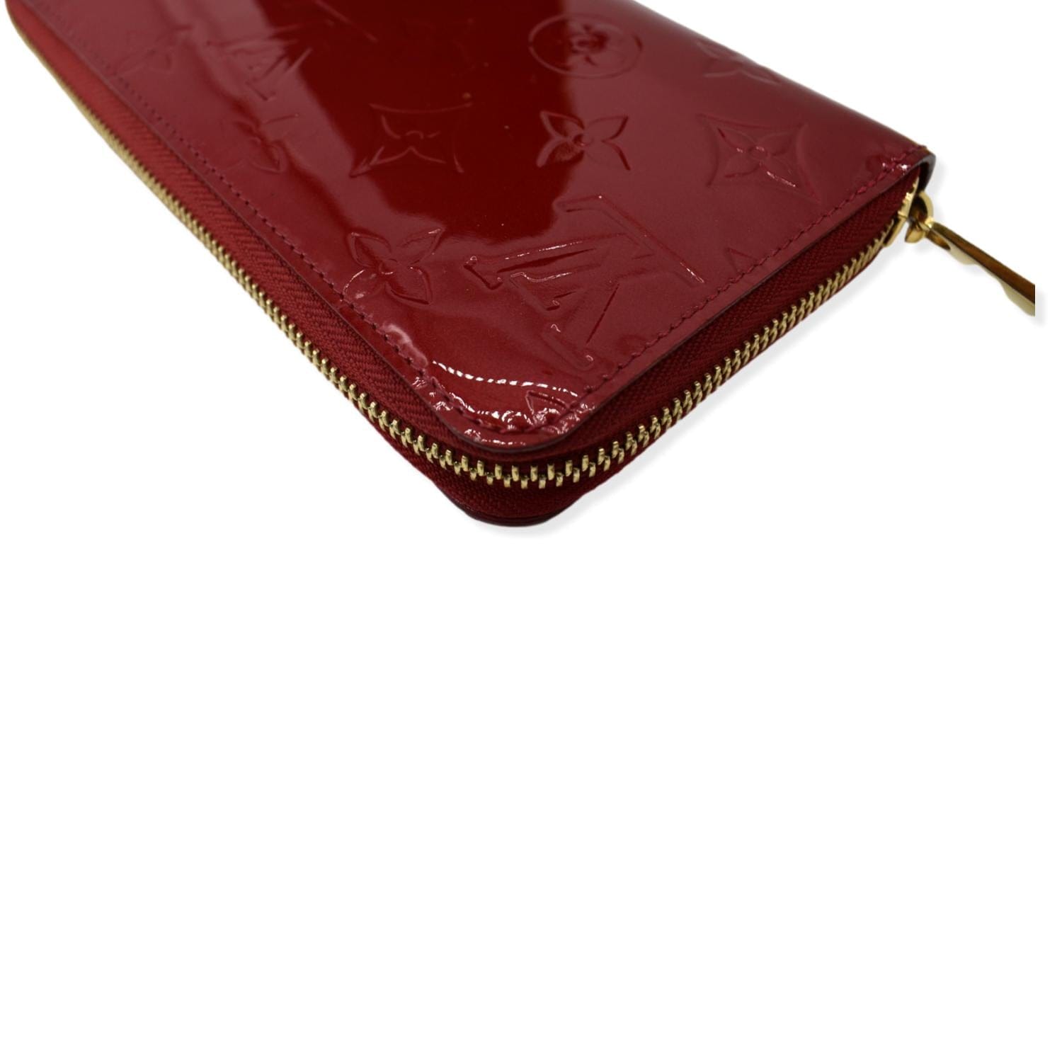 Authentic Louis Vuitton LV Vernis Leather Zippy Wallet