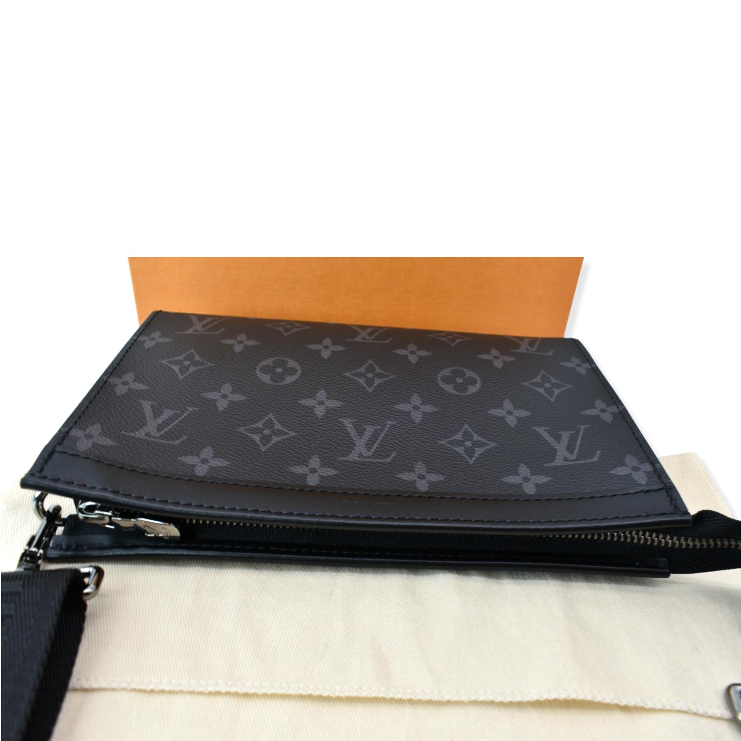 Louis Vuitton Gaston Wearable Wallet, Black, One Size
